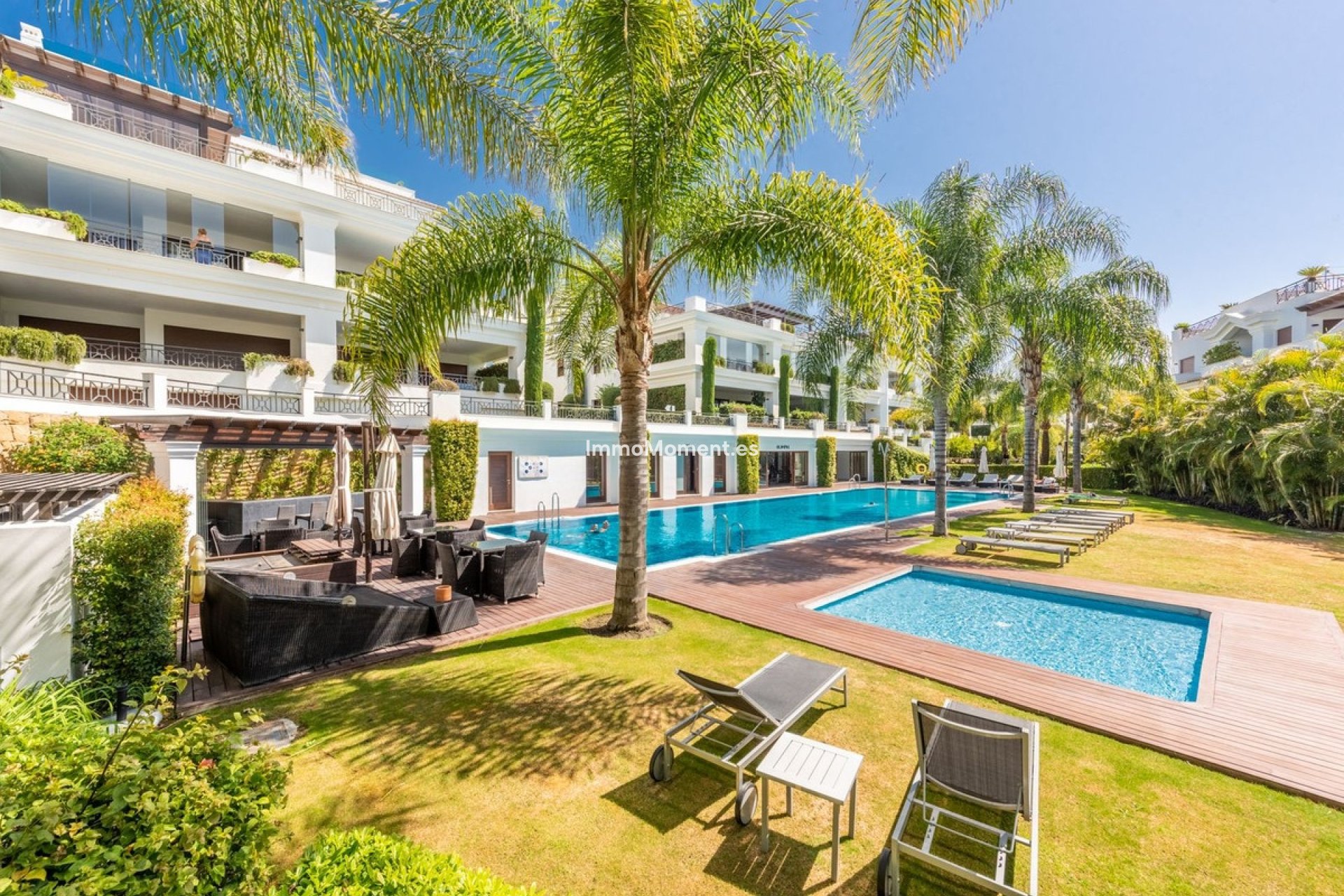 Resale - Apartment - Estepona - Estepona Centro
