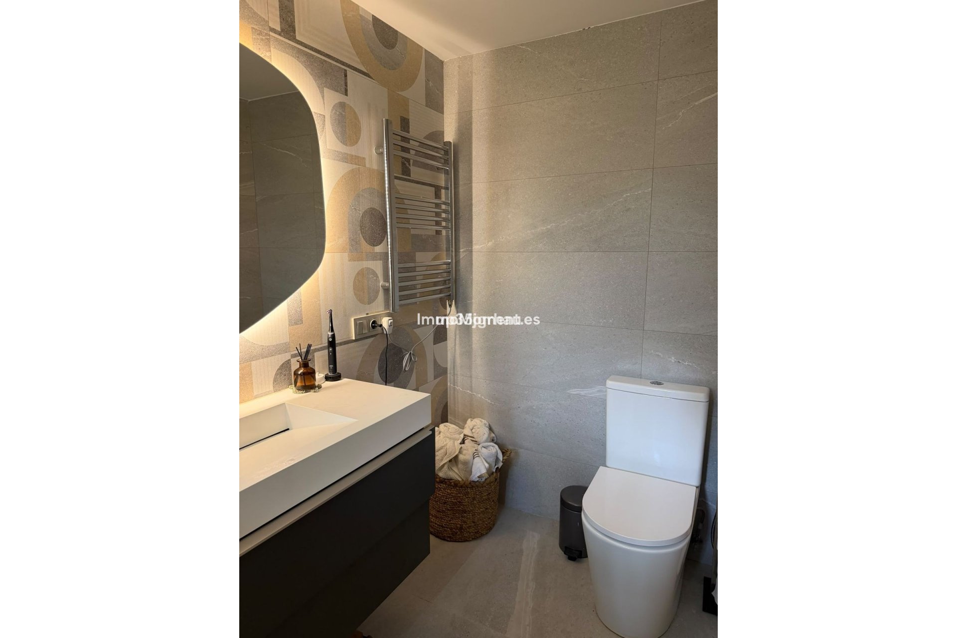 Resale - Apartment - Estepona - Estepona Centro