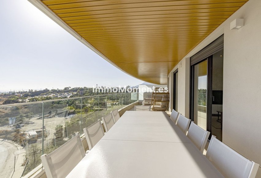 Resale - Apartment - Estepona - Estepona Centro