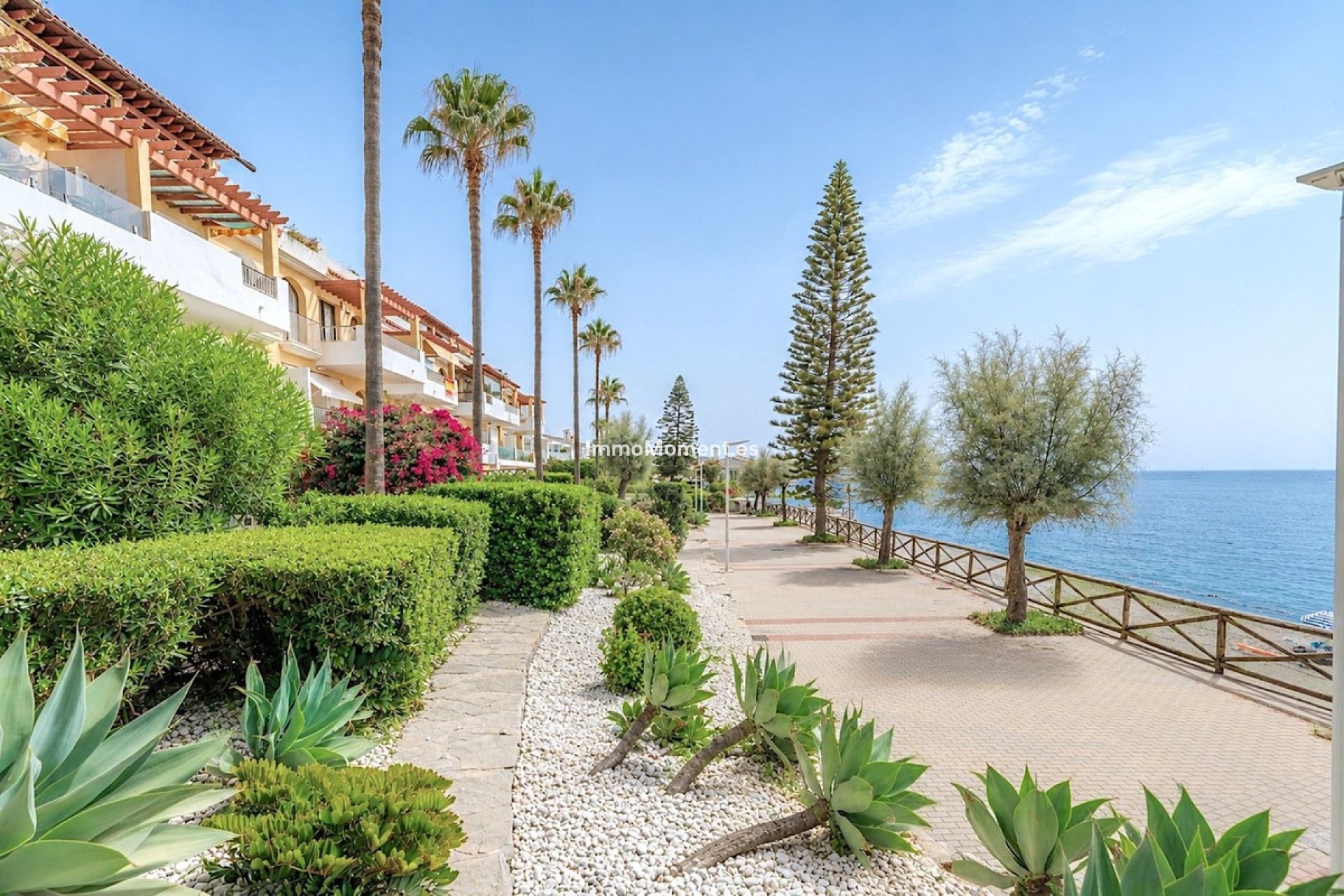 Resale - Apartment - Estepona - Estepona Centro