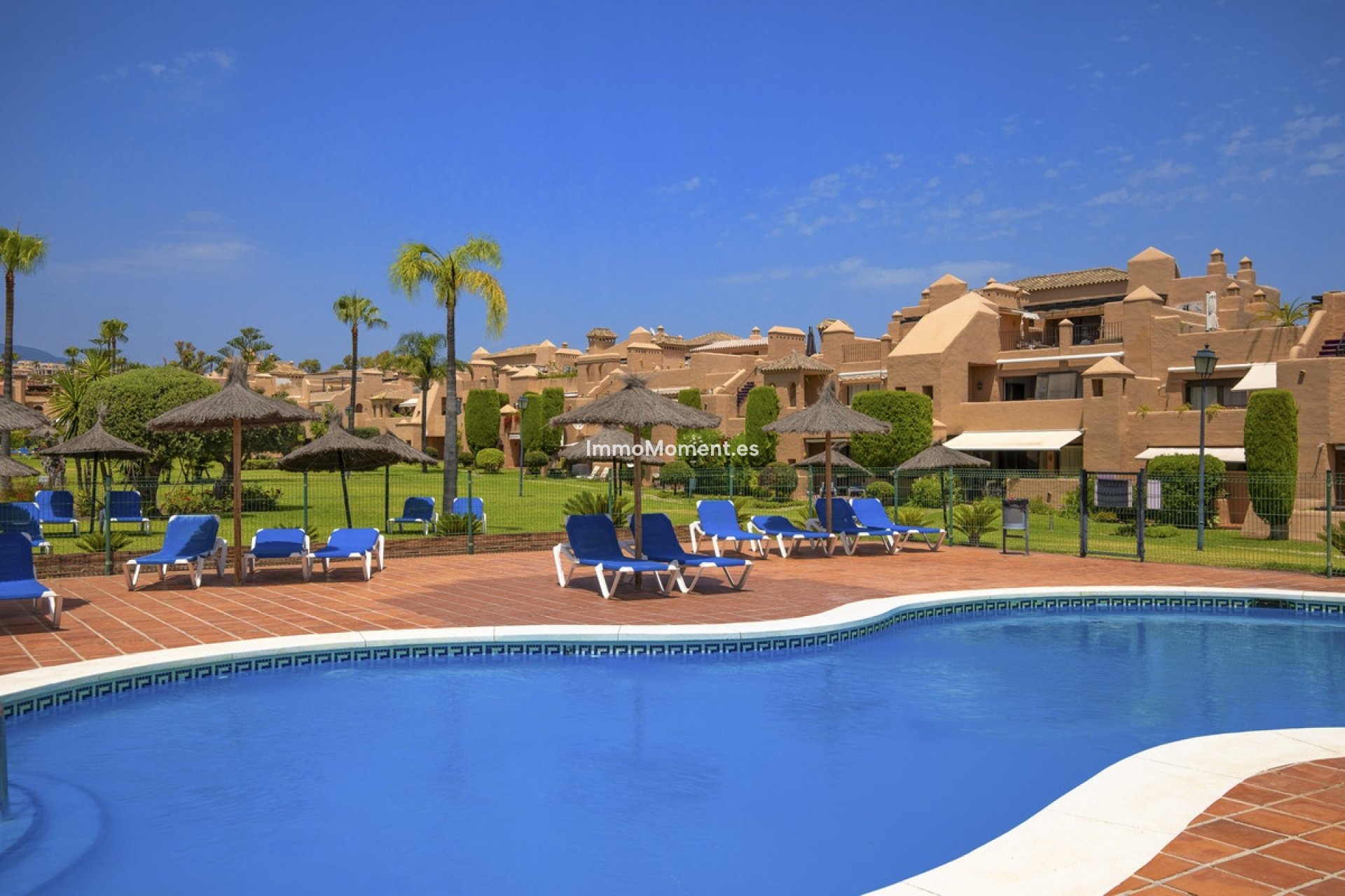 Resale - Apartment - Estepona - Estepona Centro
