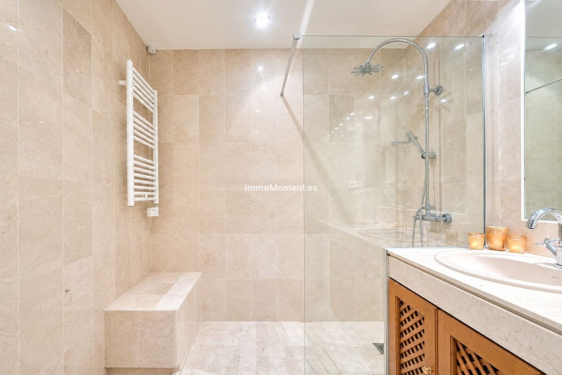 Resale - Apartment - Estepona - Estepona Centro