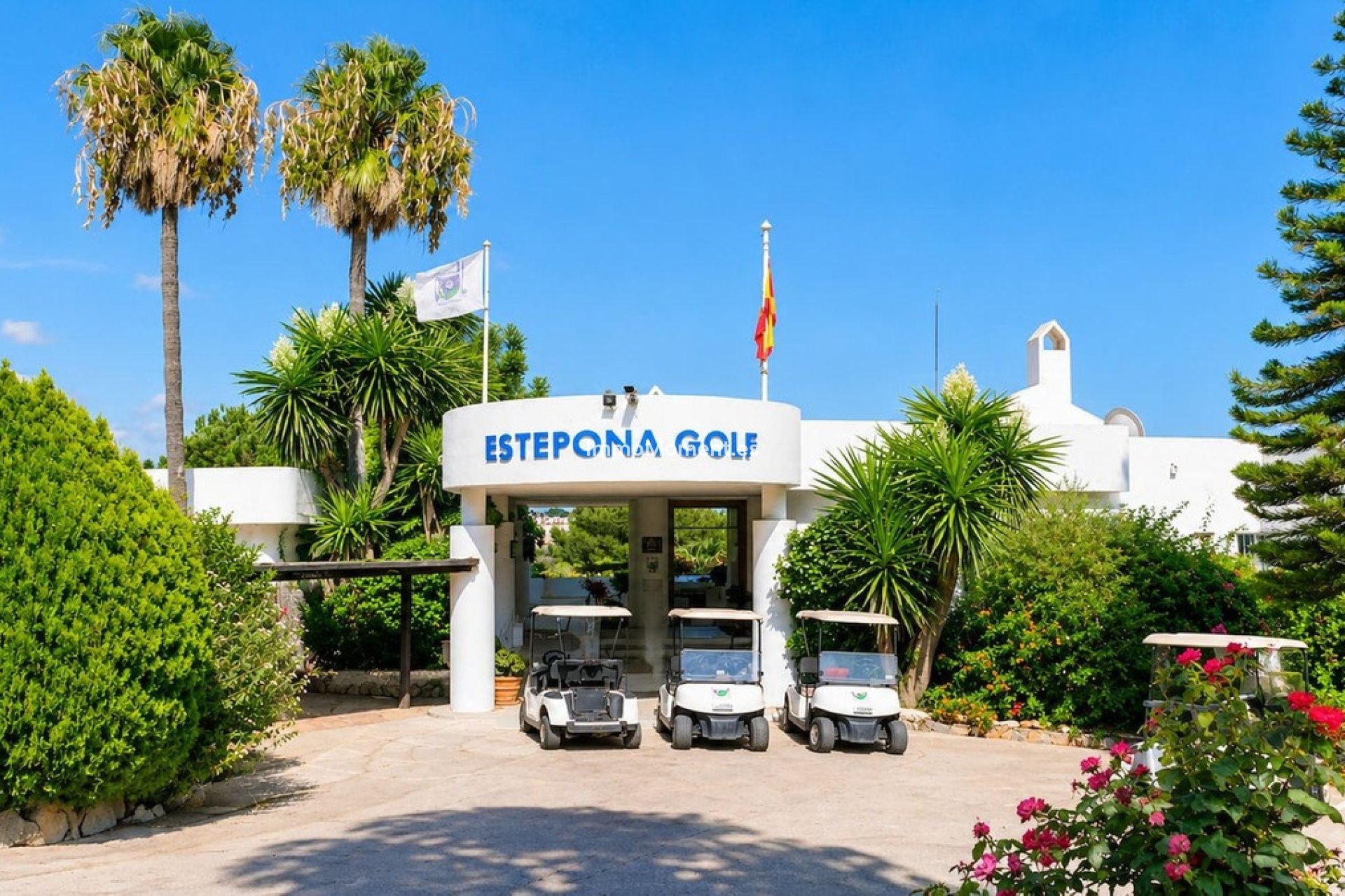 Resale - Apartment - Estepona - Estepona Centro