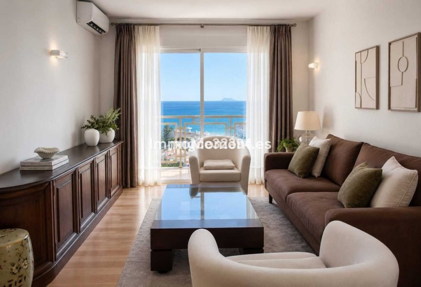 Resale - Apartment - Estepona - Estepona Centro