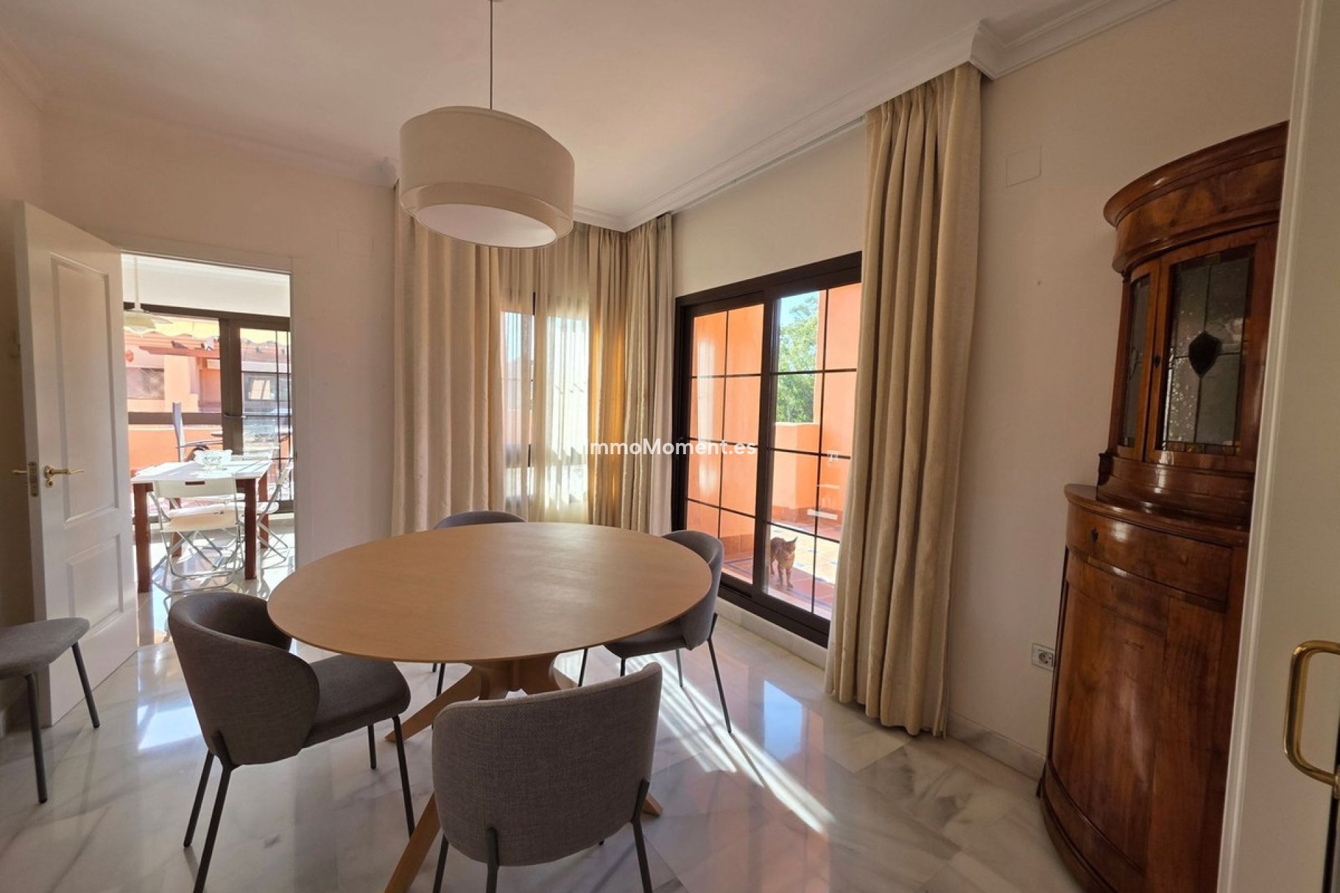 Resale - Apartment - Estepona - Hacienda del Sol