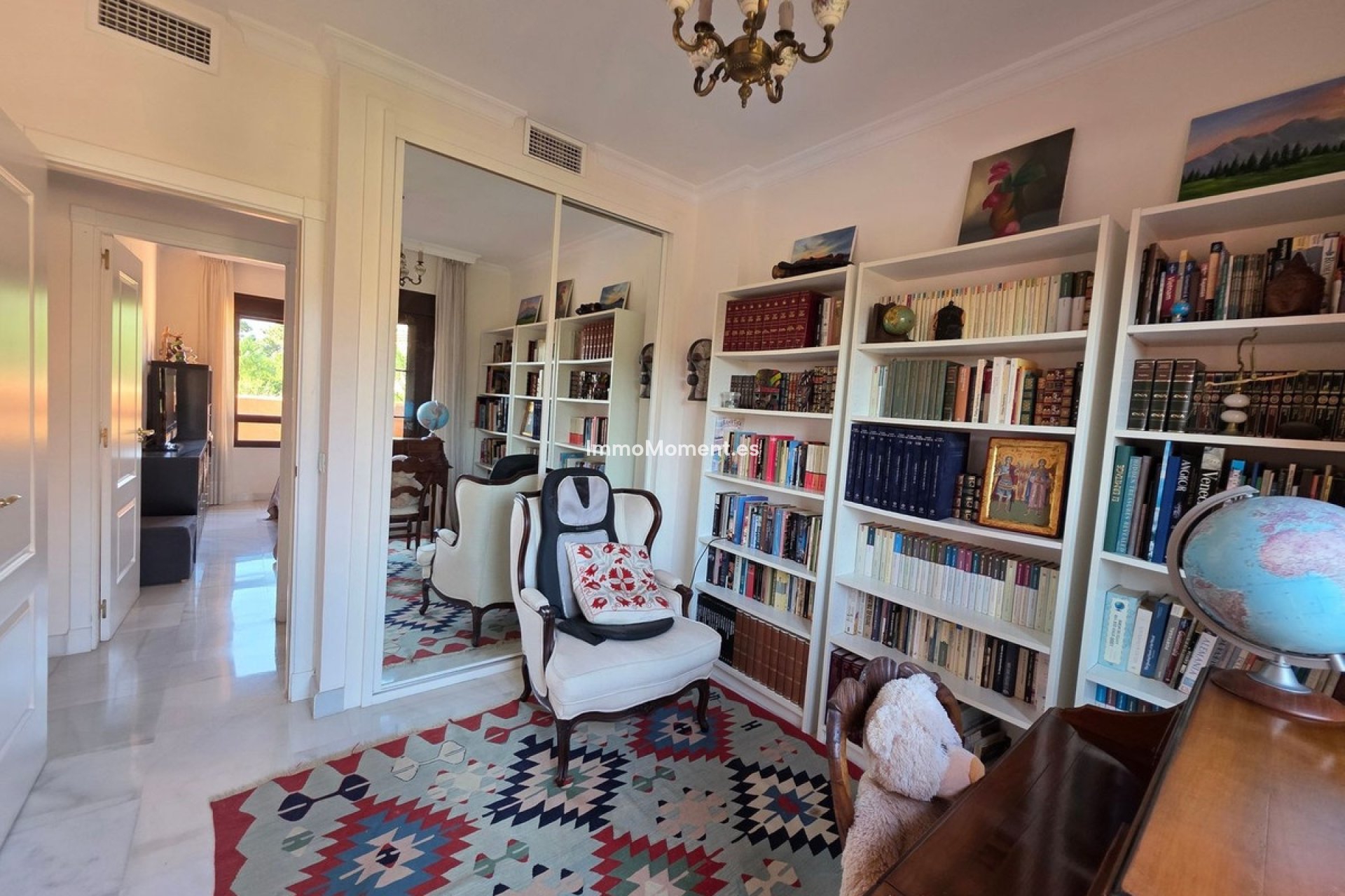 Resale - Apartment - Estepona - Hacienda del Sol