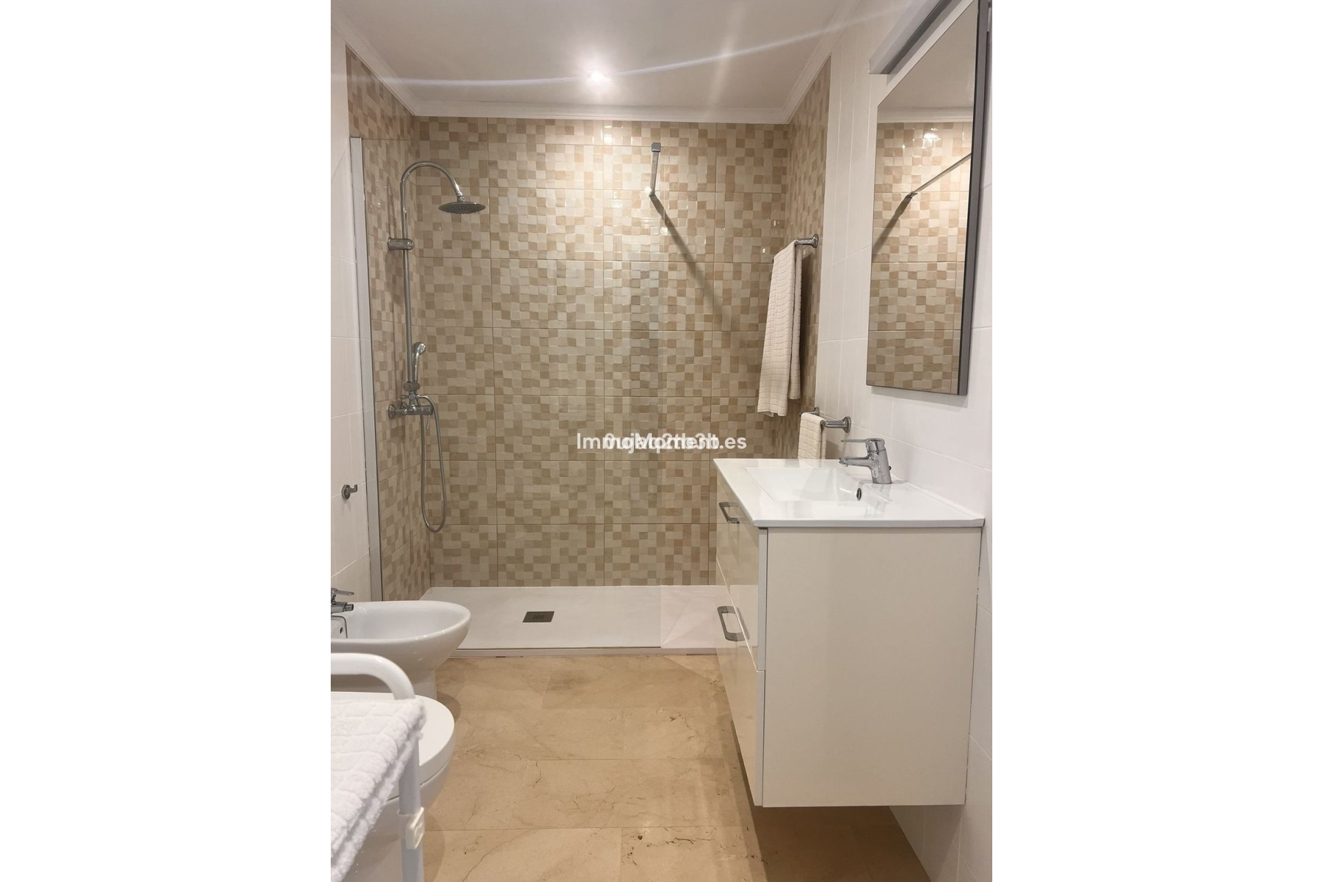 Resale - Apartment - Estepona - New Golden Mile