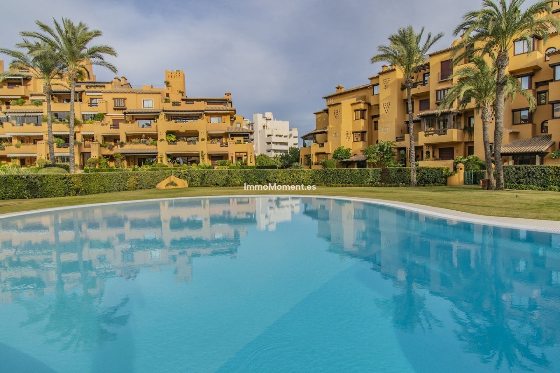 Resale - Apartment - Estepona - New Golden Mile