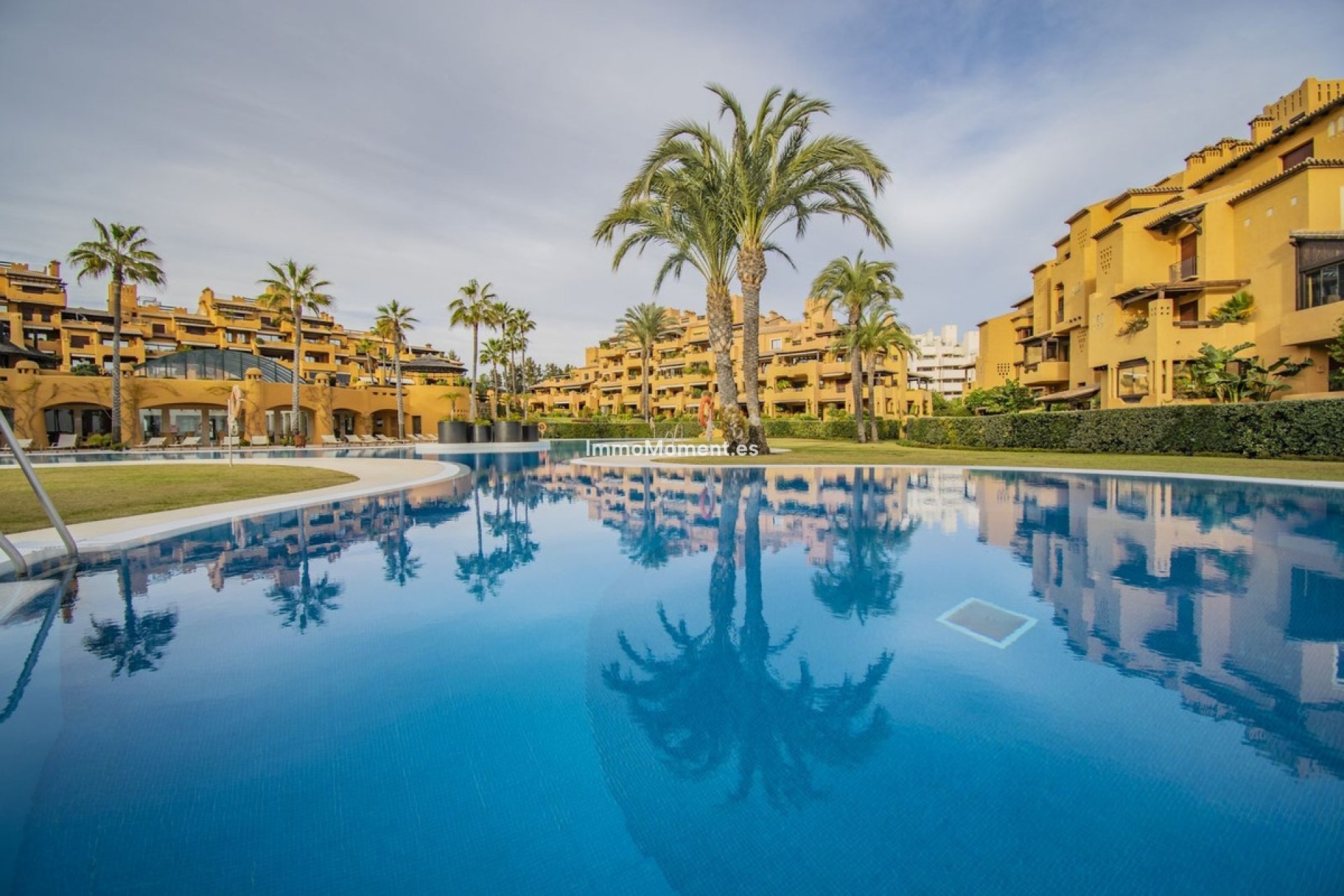 Resale - Apartment - Estepona - New Golden Mile