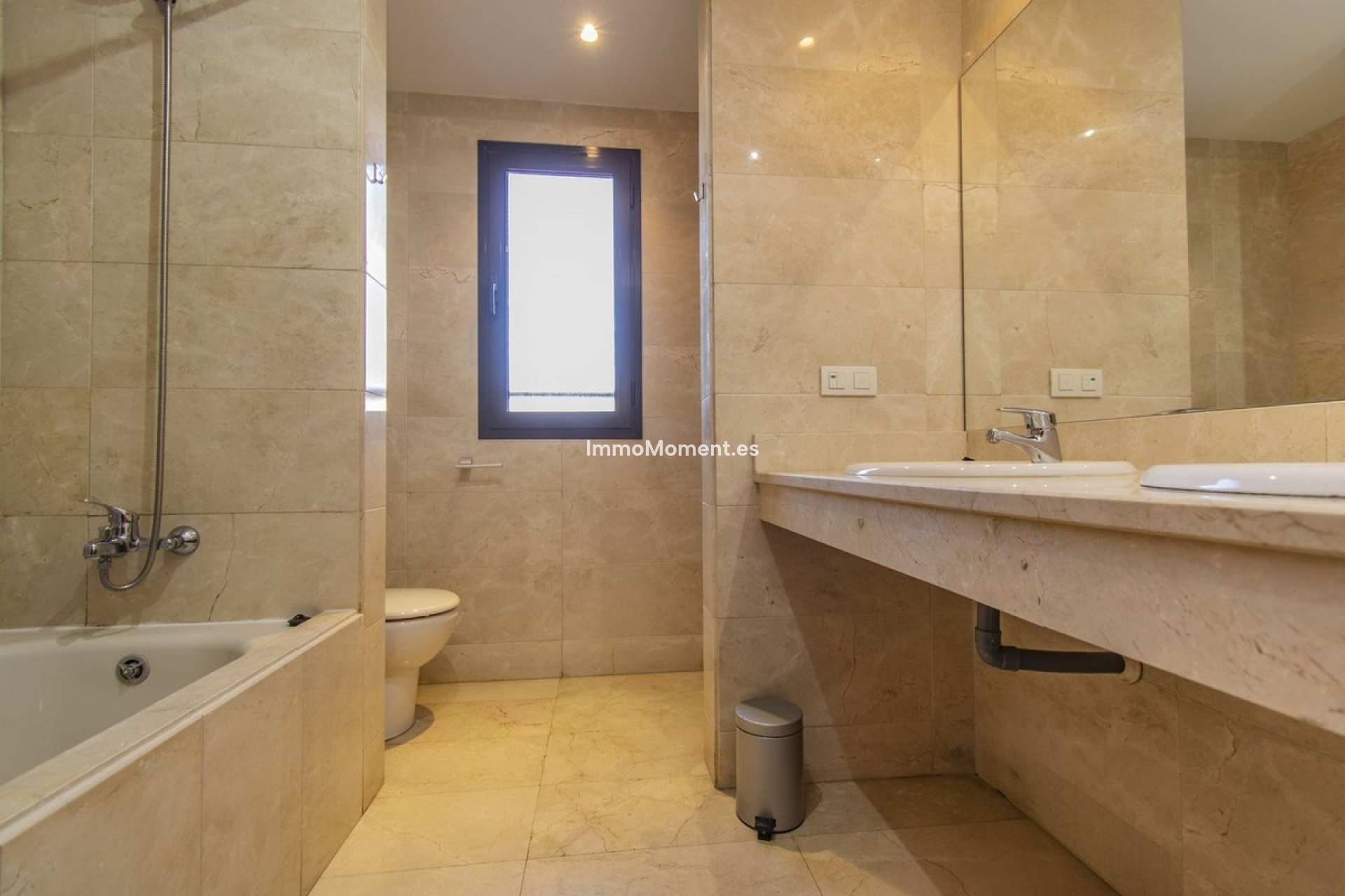 Resale - Apartment - Estepona - New Golden Mile