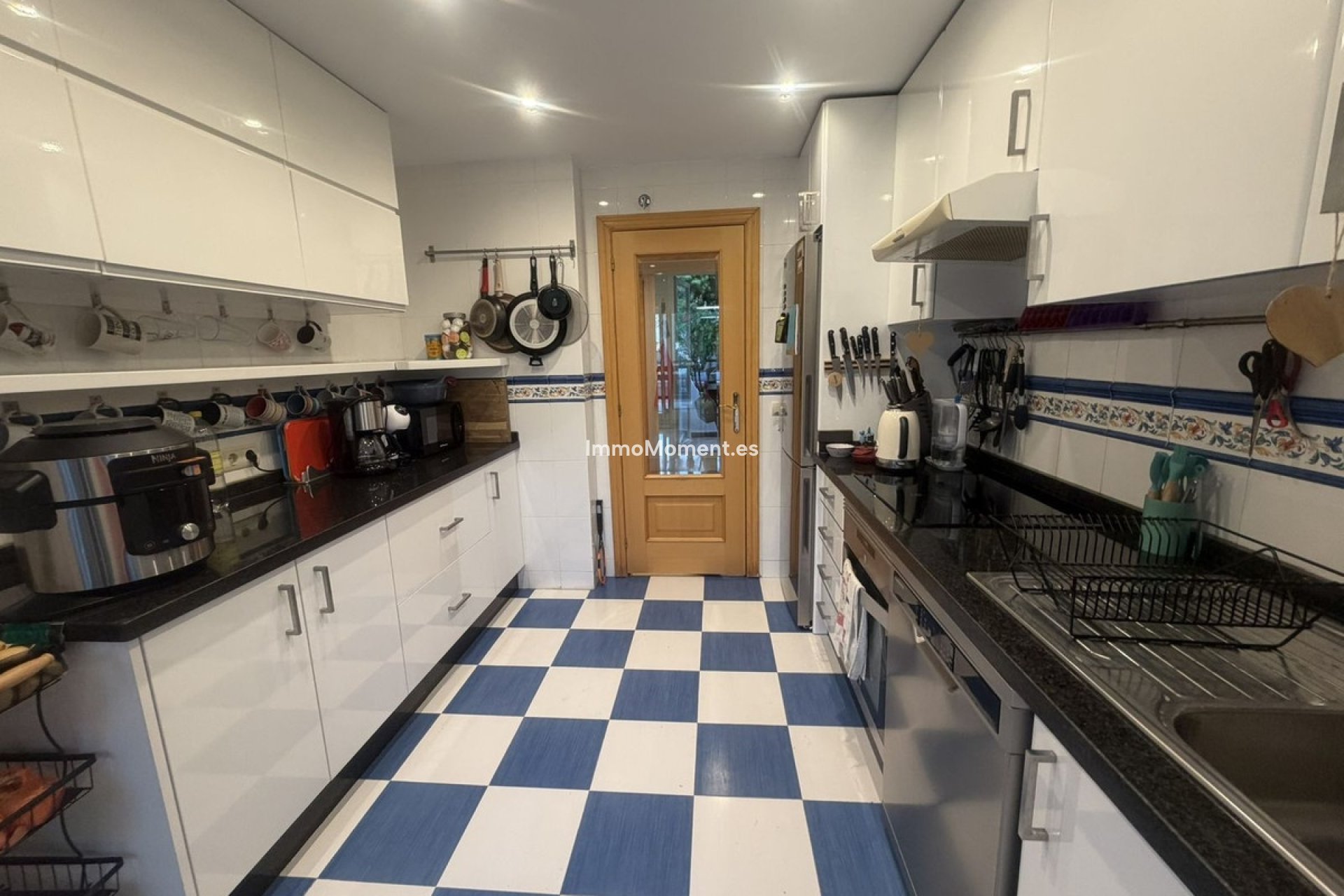 Resale - Apartment - Estepona - New Golden Mile