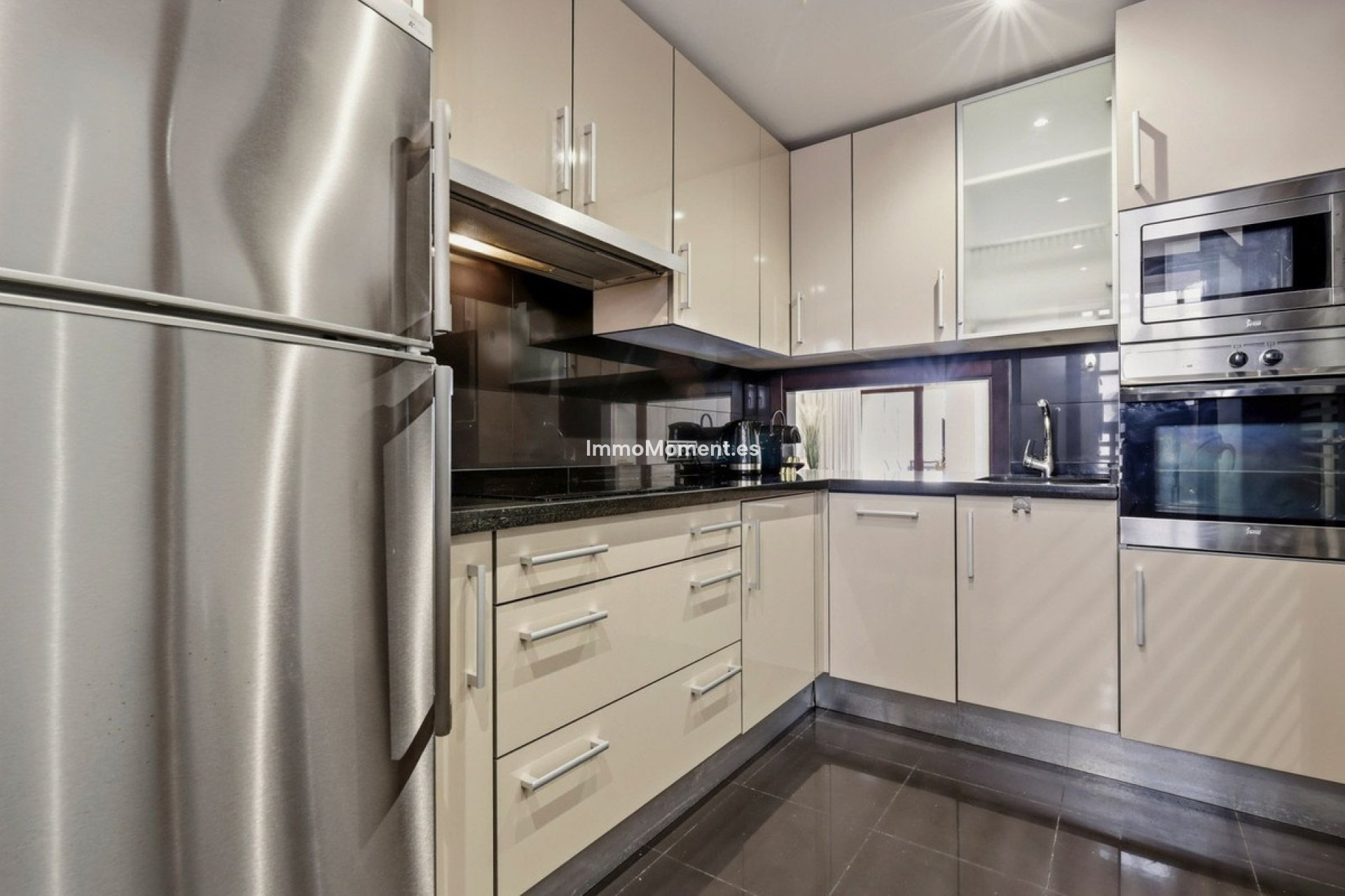 Resale - Apartment - Estepona - New Golden Mile