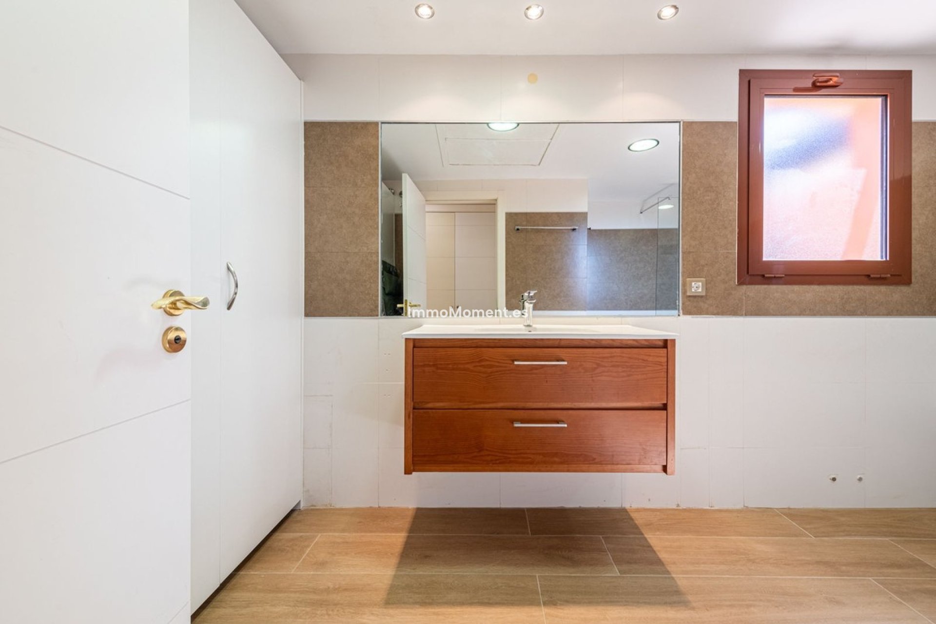 Resale - Apartment - Estepona - New Golden Mile