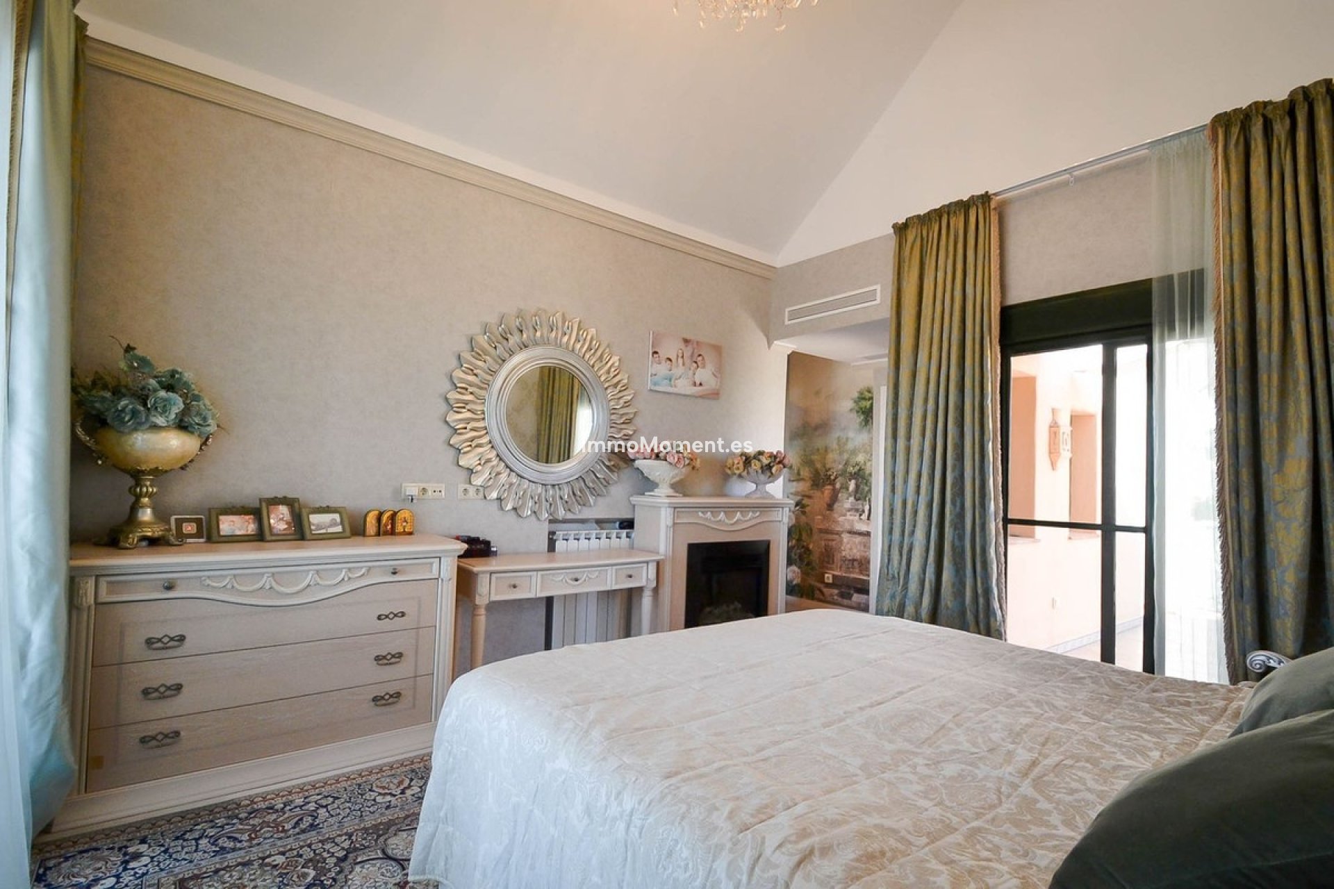 Resale - Apartment - Estepona - New Golden Mile