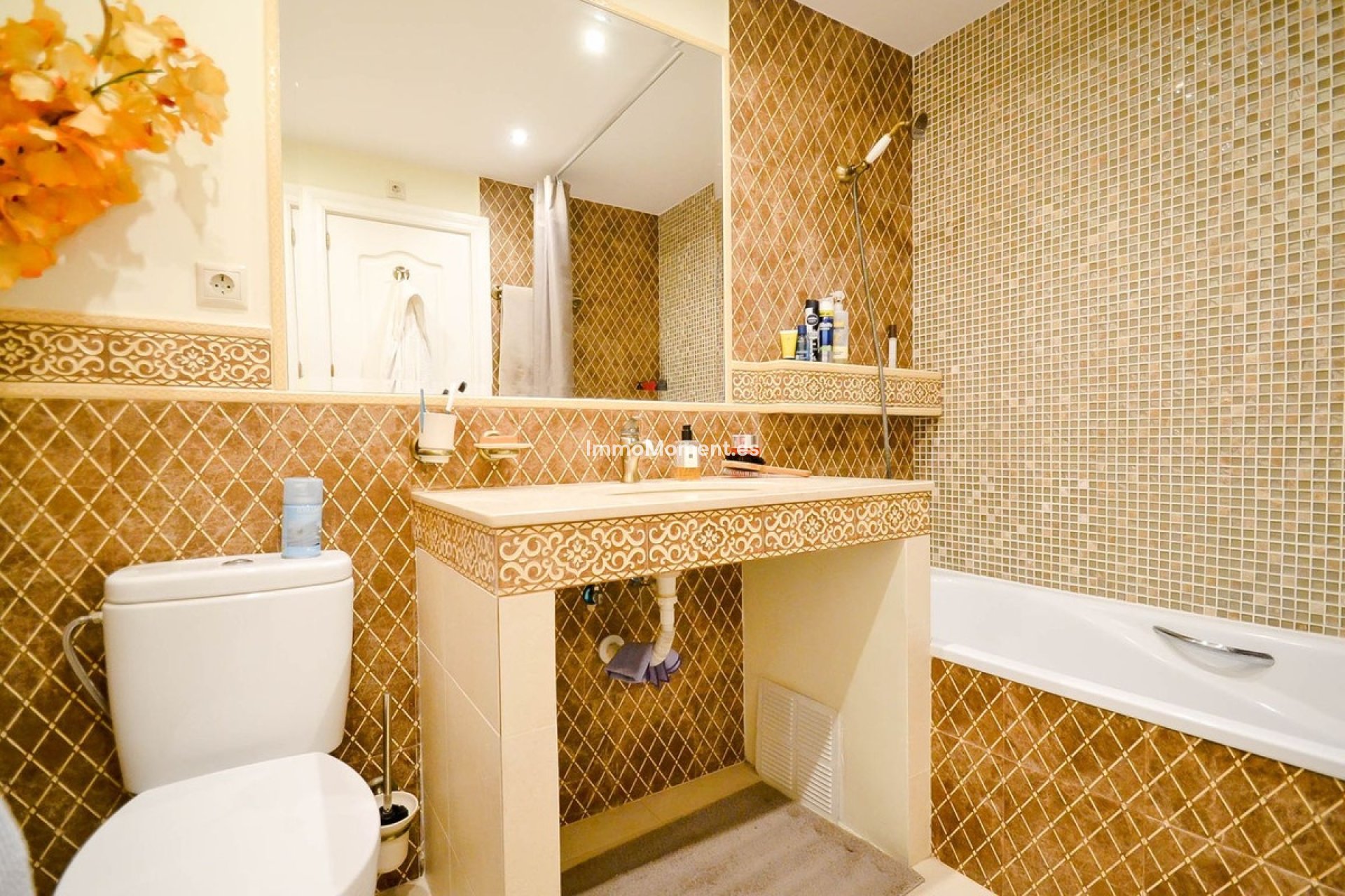 Resale - Apartment - Estepona - New Golden Mile