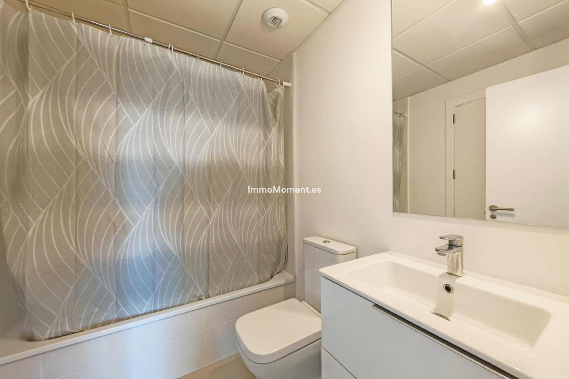 Resale - Apartment - Estepona - New Golden Mile