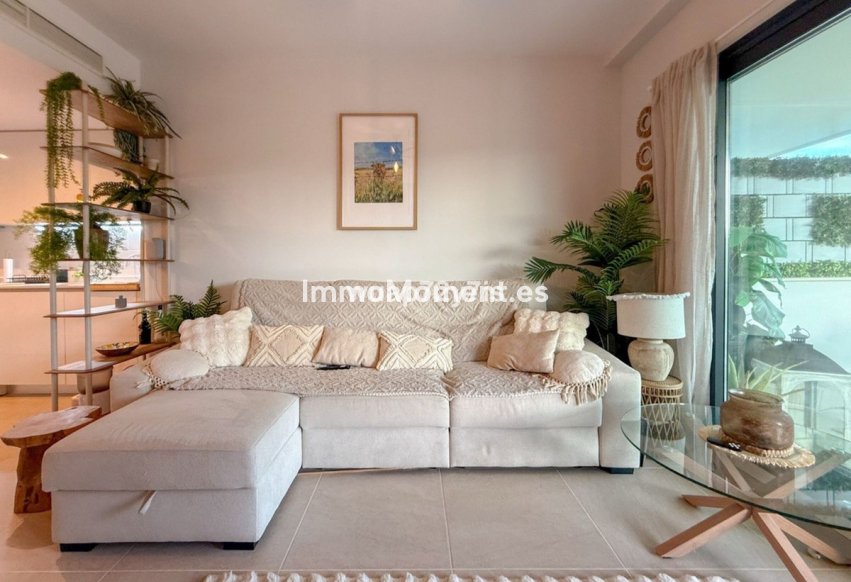 Resale - Apartment - Estepona - New Golden Mile