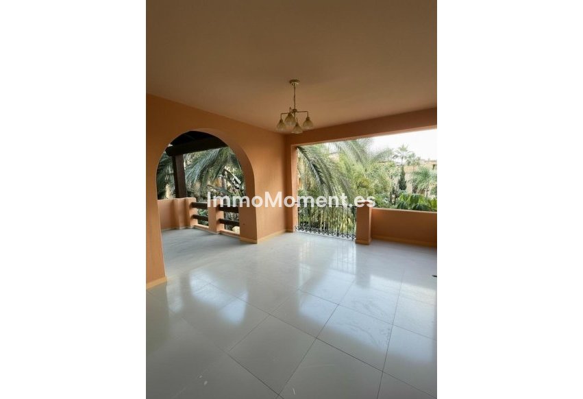 Resale - Apartment - Estepona - New Golden Mile