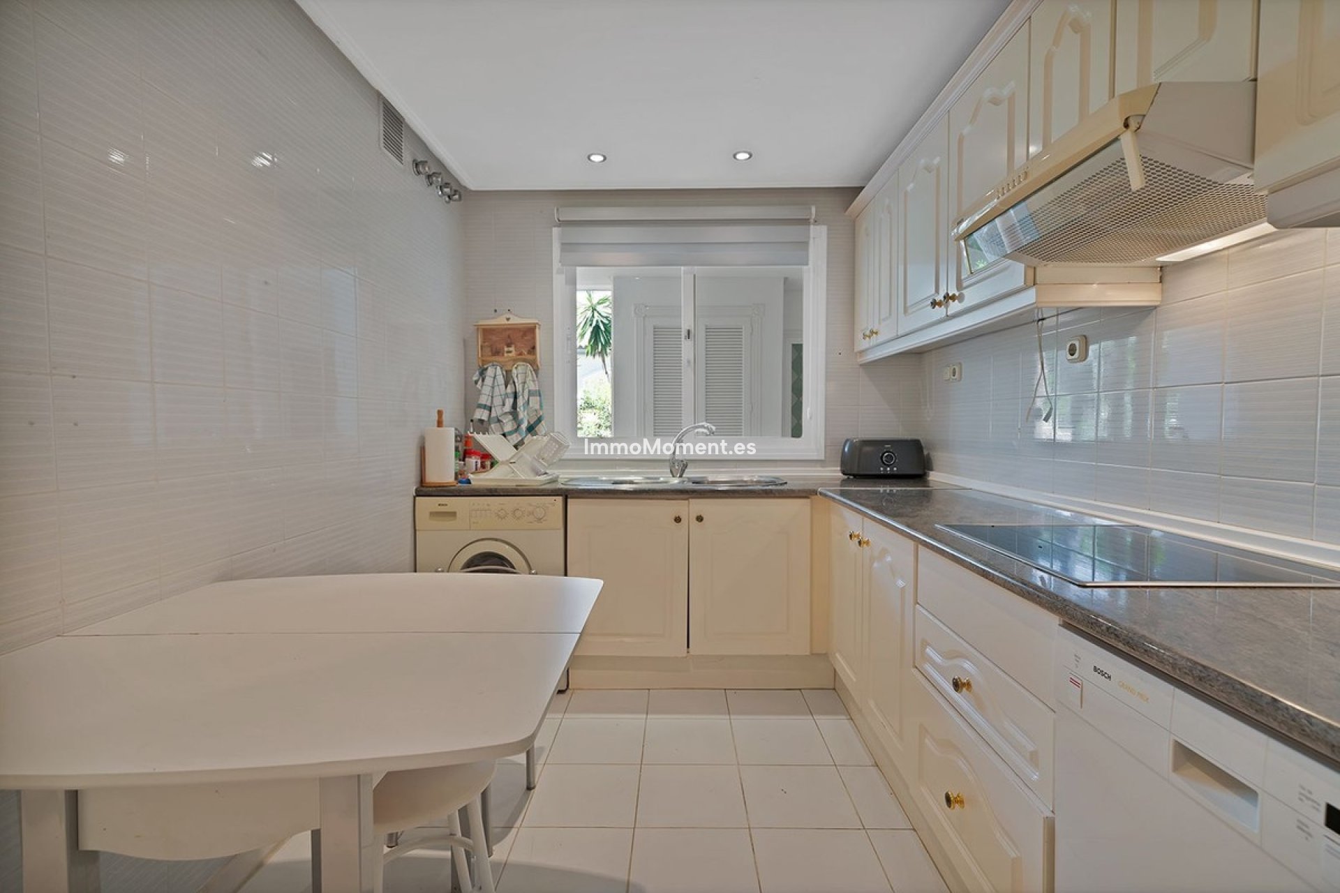 Resale - Apartment - Estepona - New Golden Mile