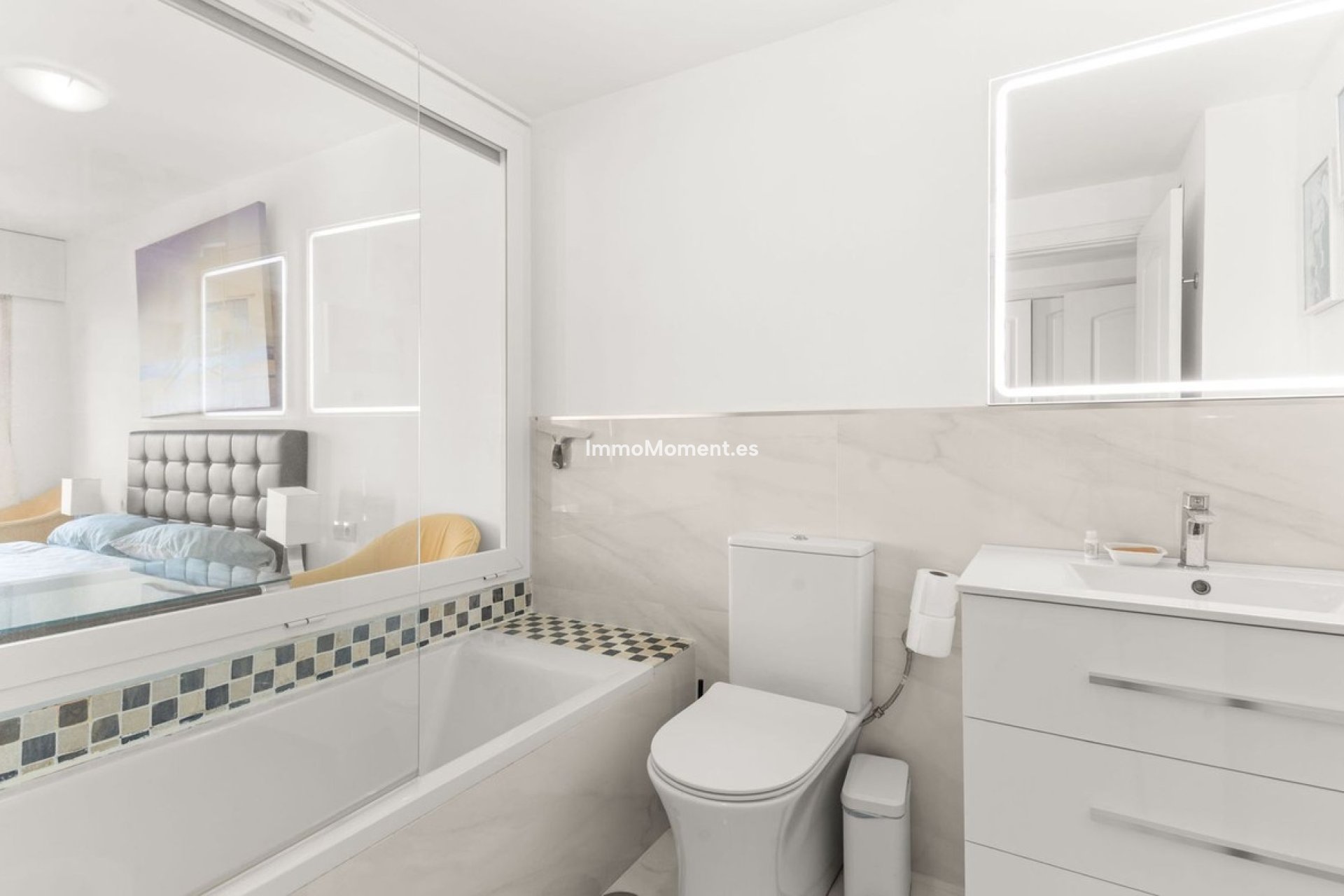 Resale - Apartment - Estepona - New Golden Mile