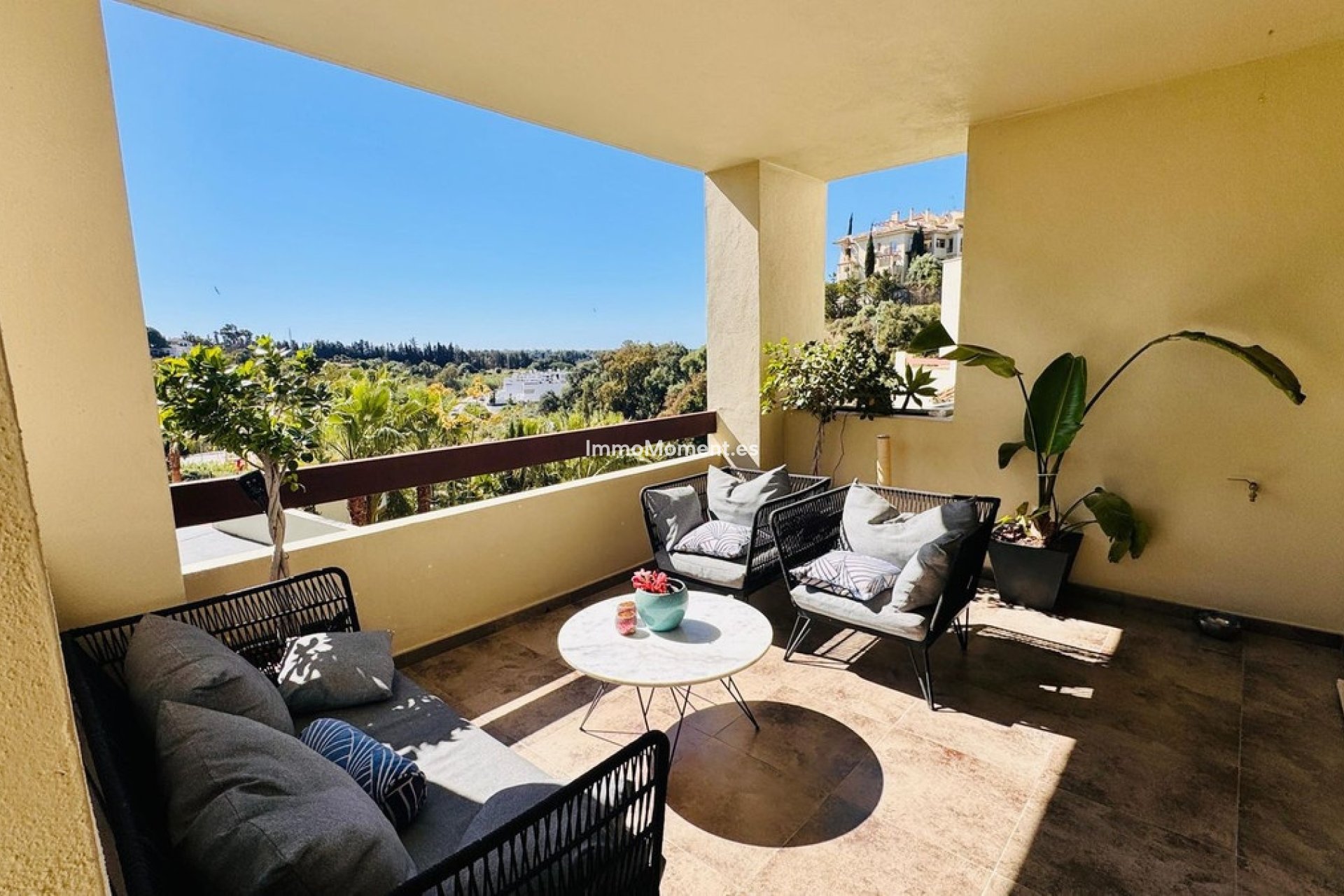 Resale - Apartment - Estepona - New Golden Mile
