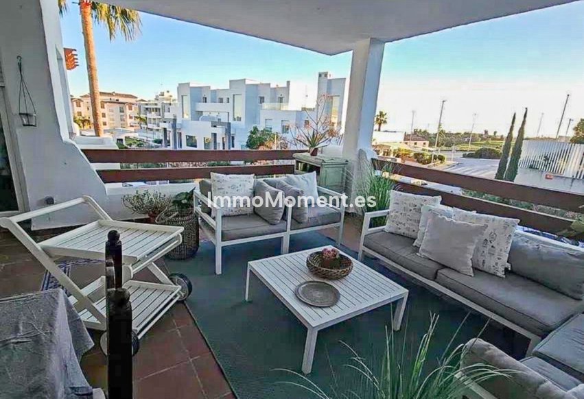 Resale - Apartment - Estepona - New Golden Mile