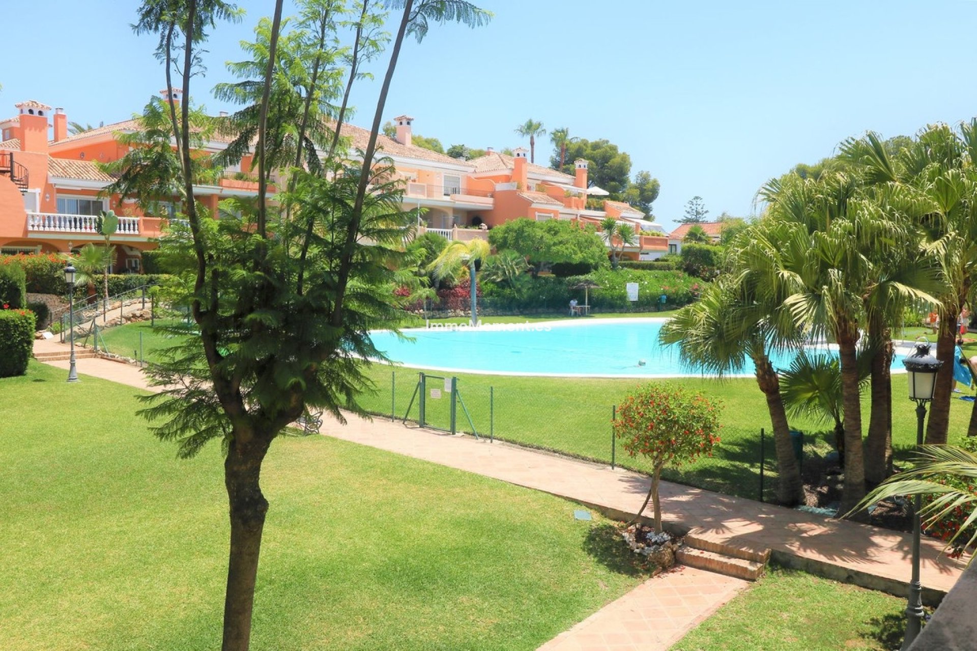 Resale - Apartment - Estepona - New Golden Mile