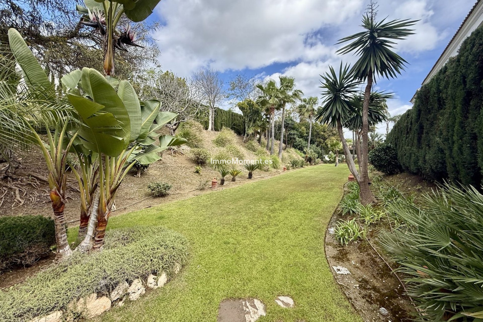 Resale - Apartment - Estepona - New Golden Mile