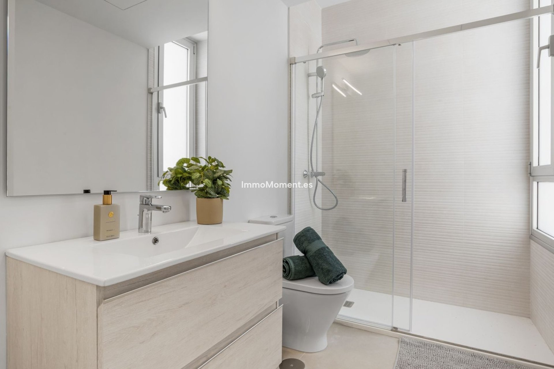 Resale - Apartment - Estepona - New Golden Mile