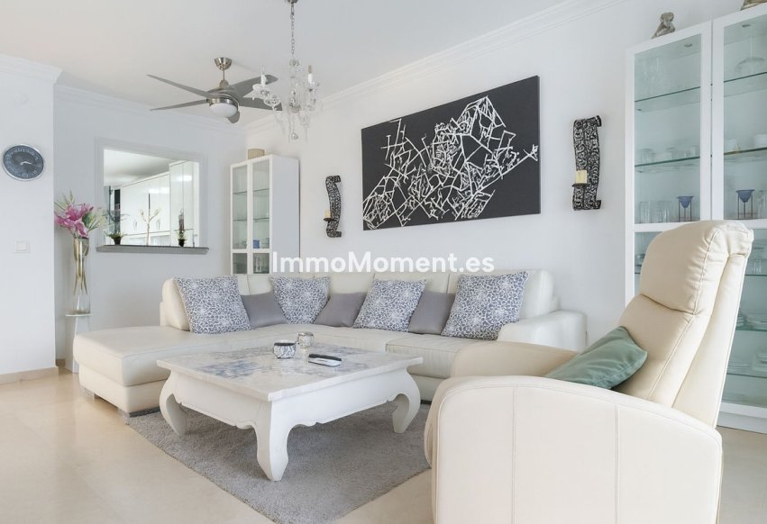 Resale - Apartment - Estepona - New Golden Mile