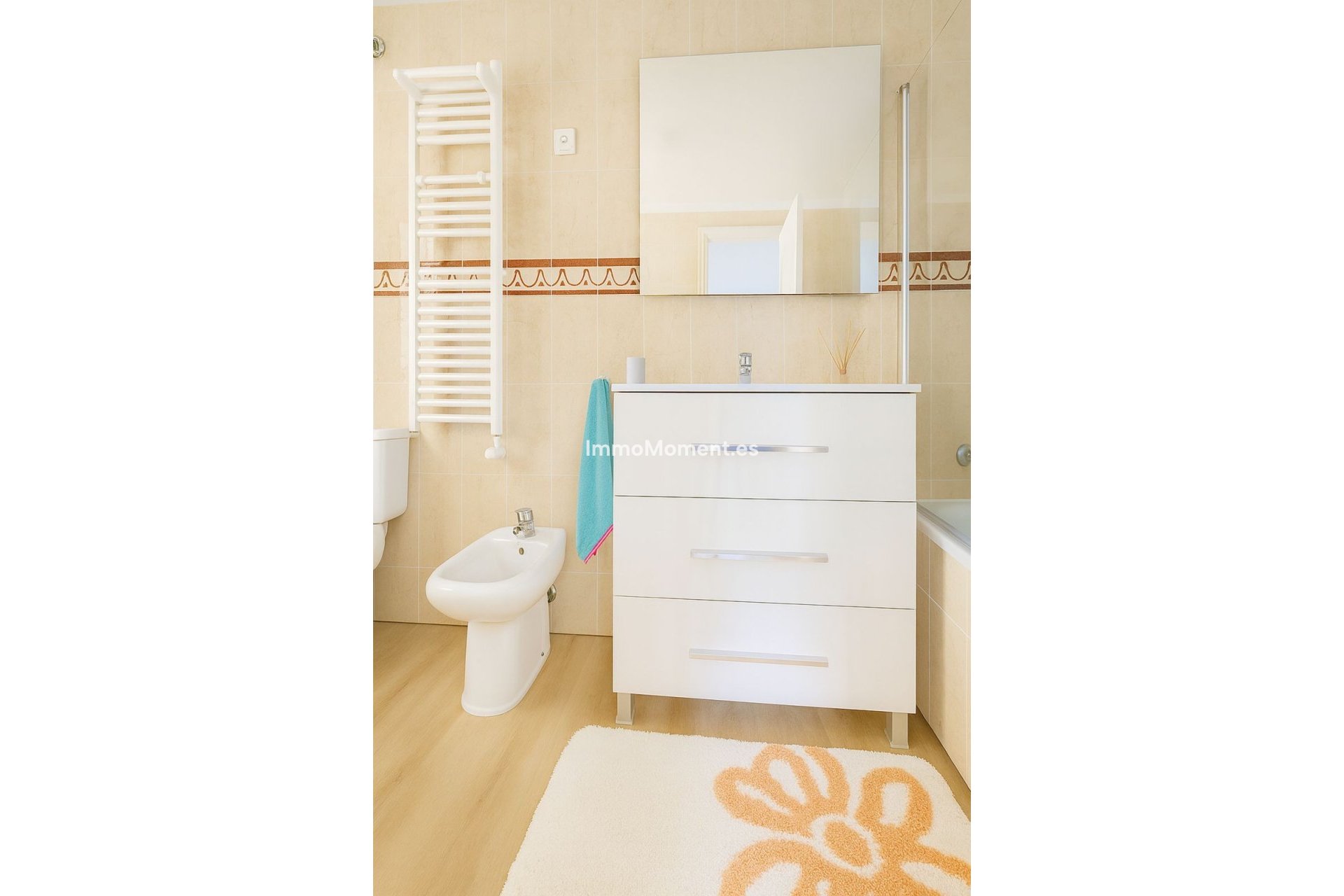 Resale - Apartment - Estepona - New Golden Mile