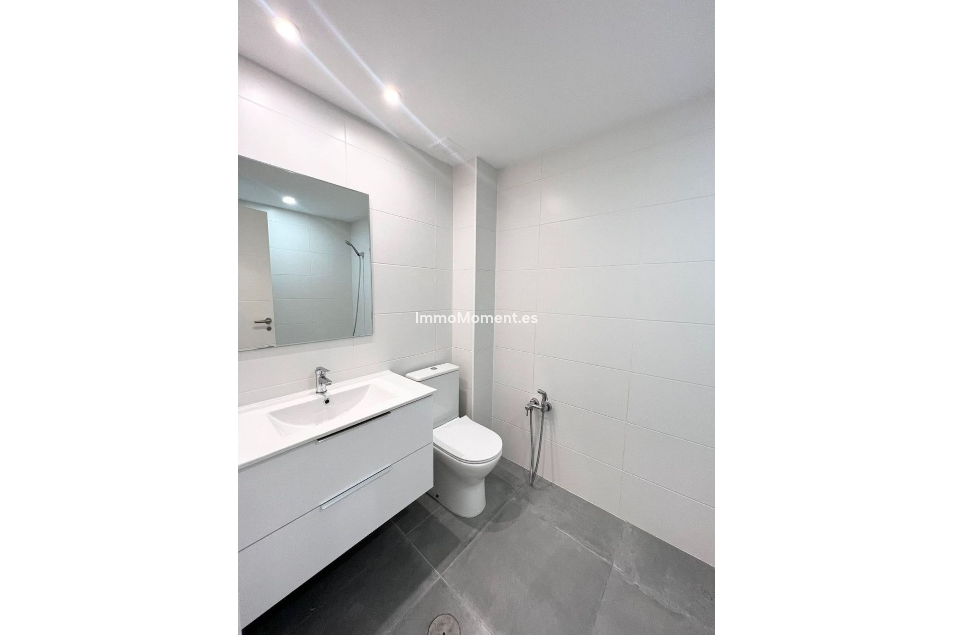 Resale - Apartment - Estepona - New Golden Mile