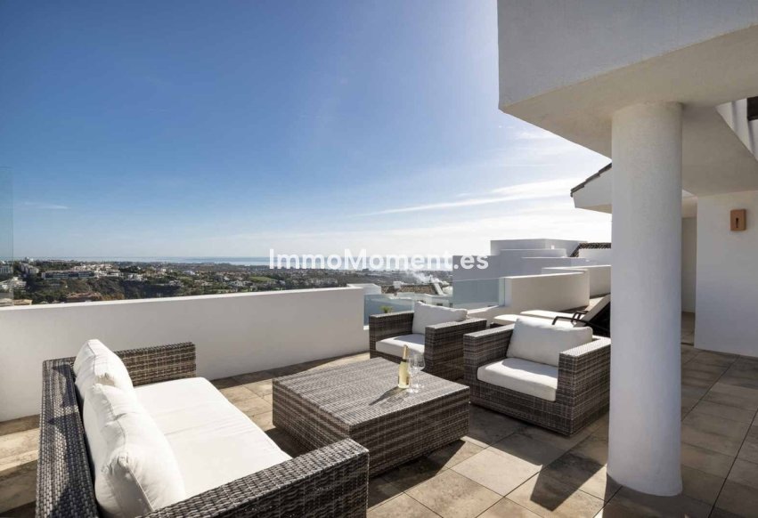 Resale - Apartment - Estepona - New Golden Mile