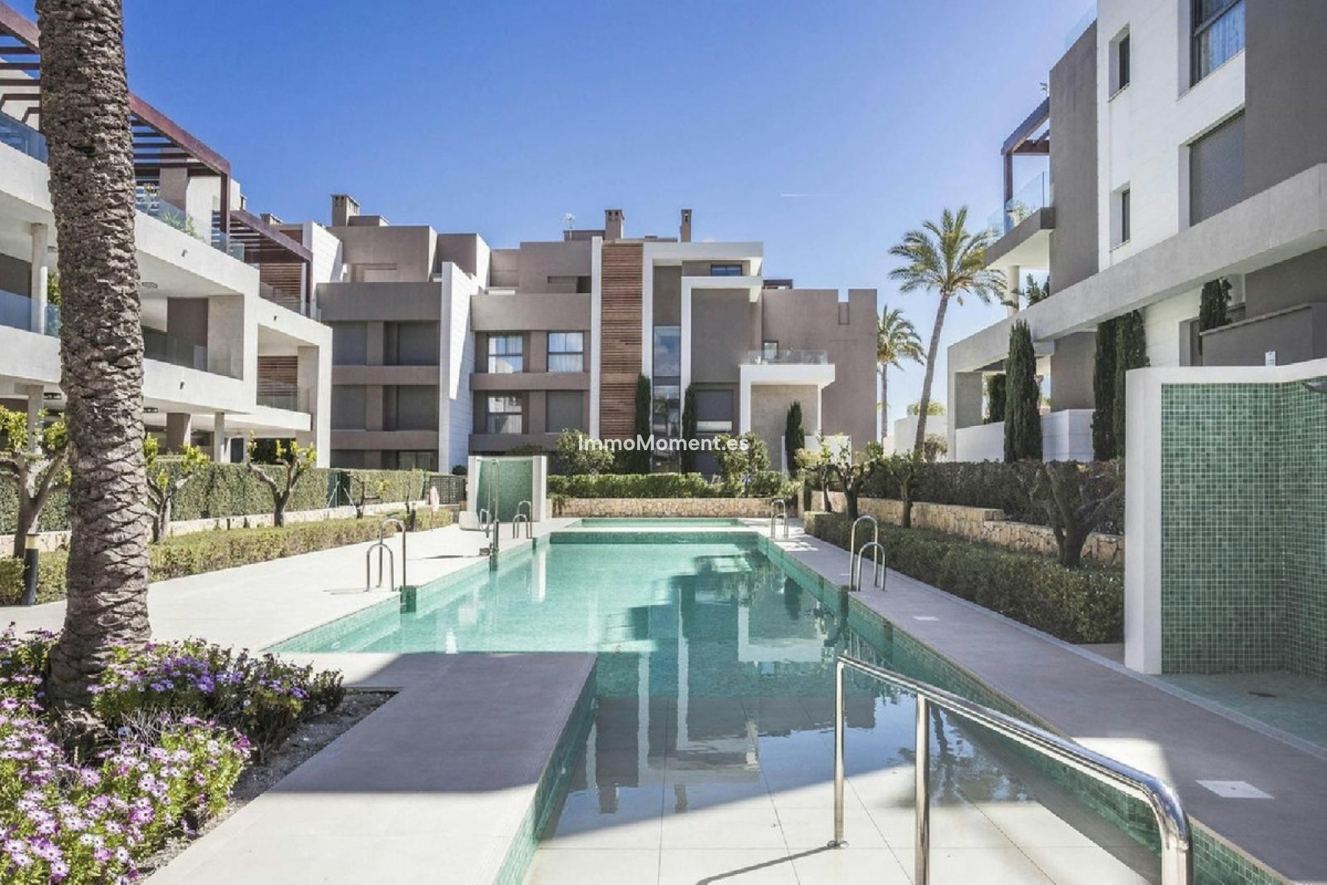 Resale - Apartment - Estepona - New Golden Mile