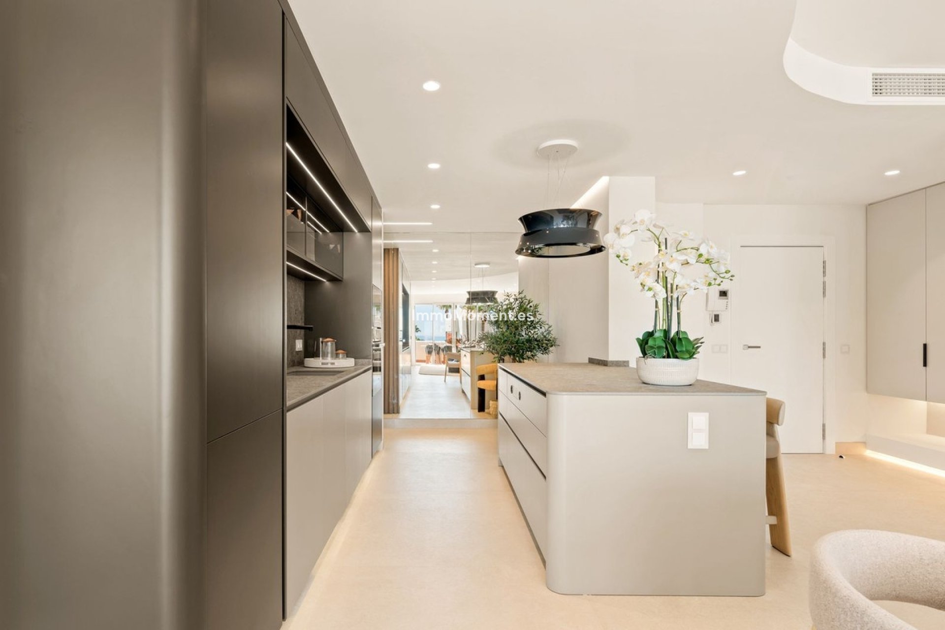 Resale - Apartment - Estepona - New Golden Mile