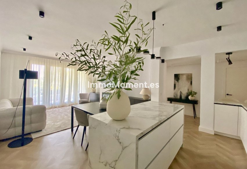 Resale - Apartment - Estepona - New Golden Mile