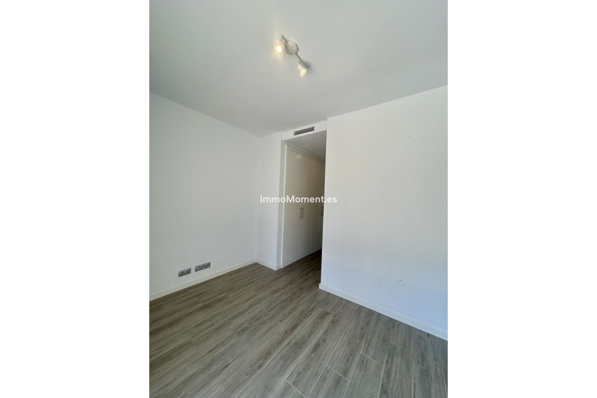 Resale - Apartment - Estepona - New Golden Mile