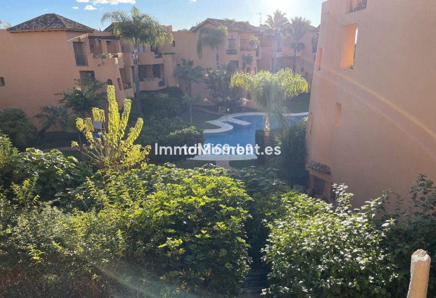 Resale - Apartment - Estepona - New Golden Mile
