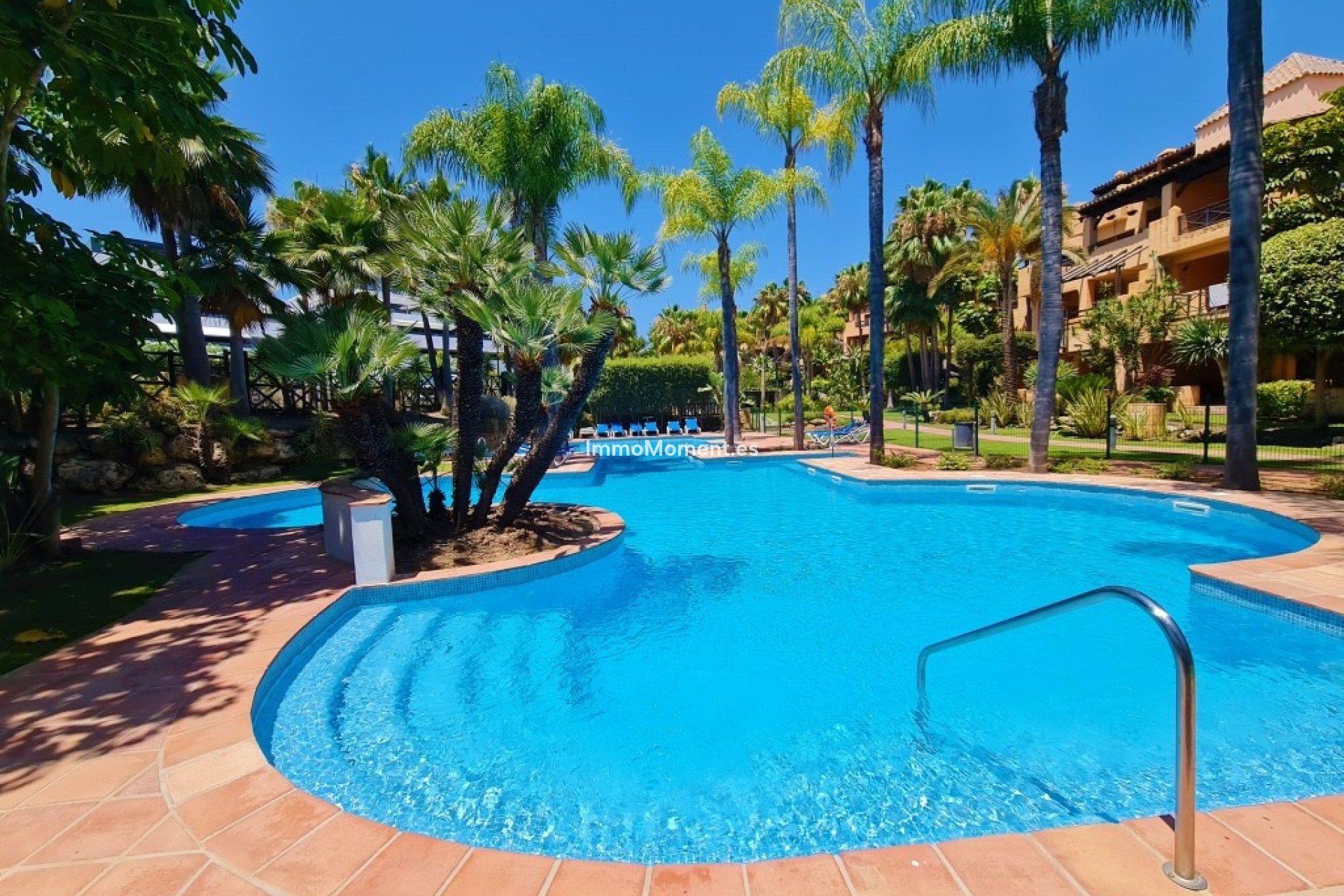 Resale - Apartment - Estepona - New Golden Mile