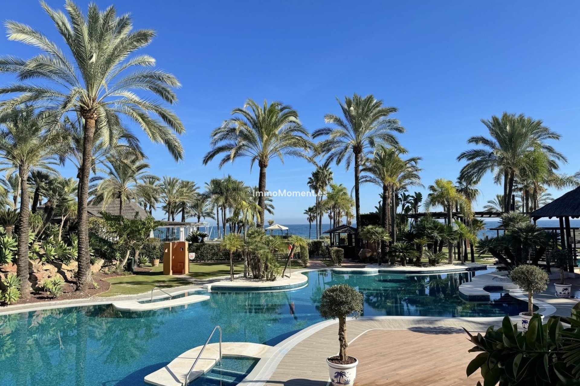 Resale - Apartment - Estepona - New Golden Mile