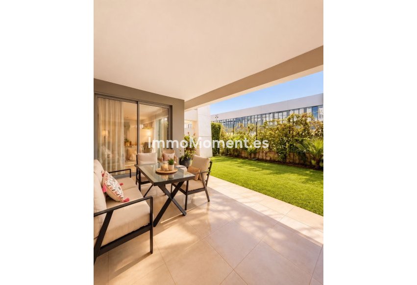 Resale - Apartment - Estepona - Selwo