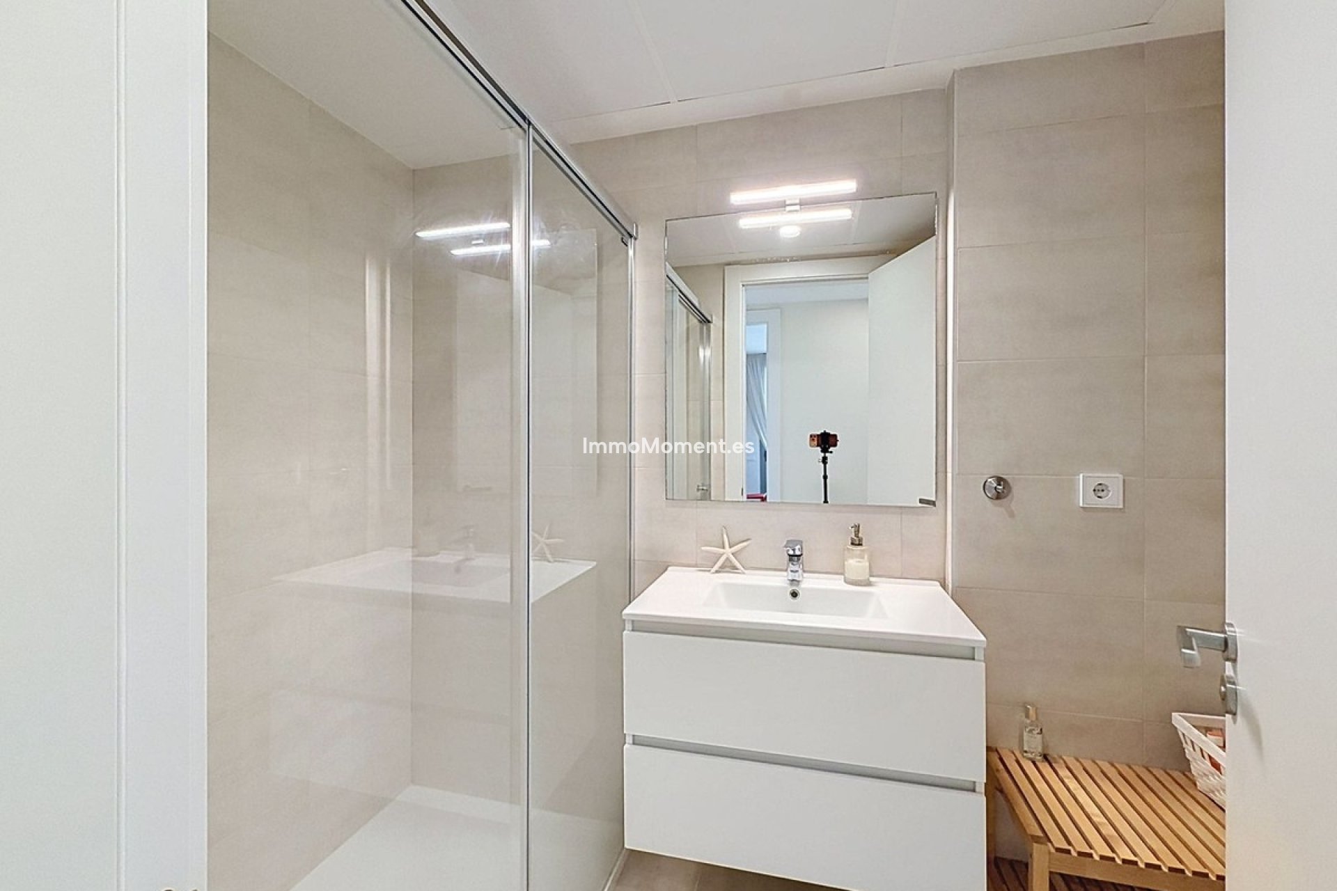 Resale - Apartment - Estepona - Selwo
