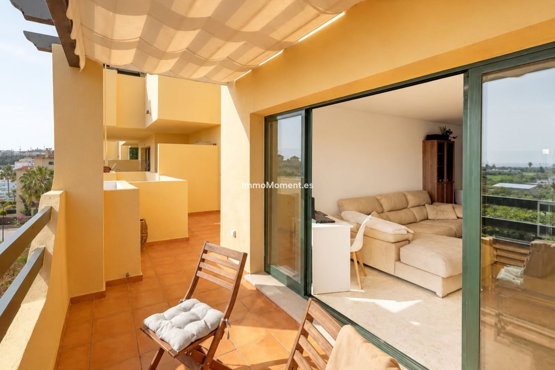 Resale - Apartment - Estepona - Selwo