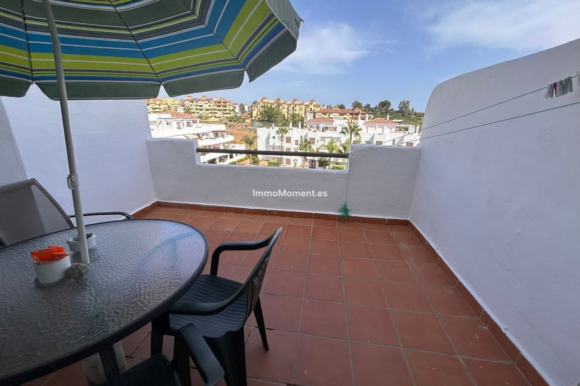 Resale - Apartment - Estepona - Selwo