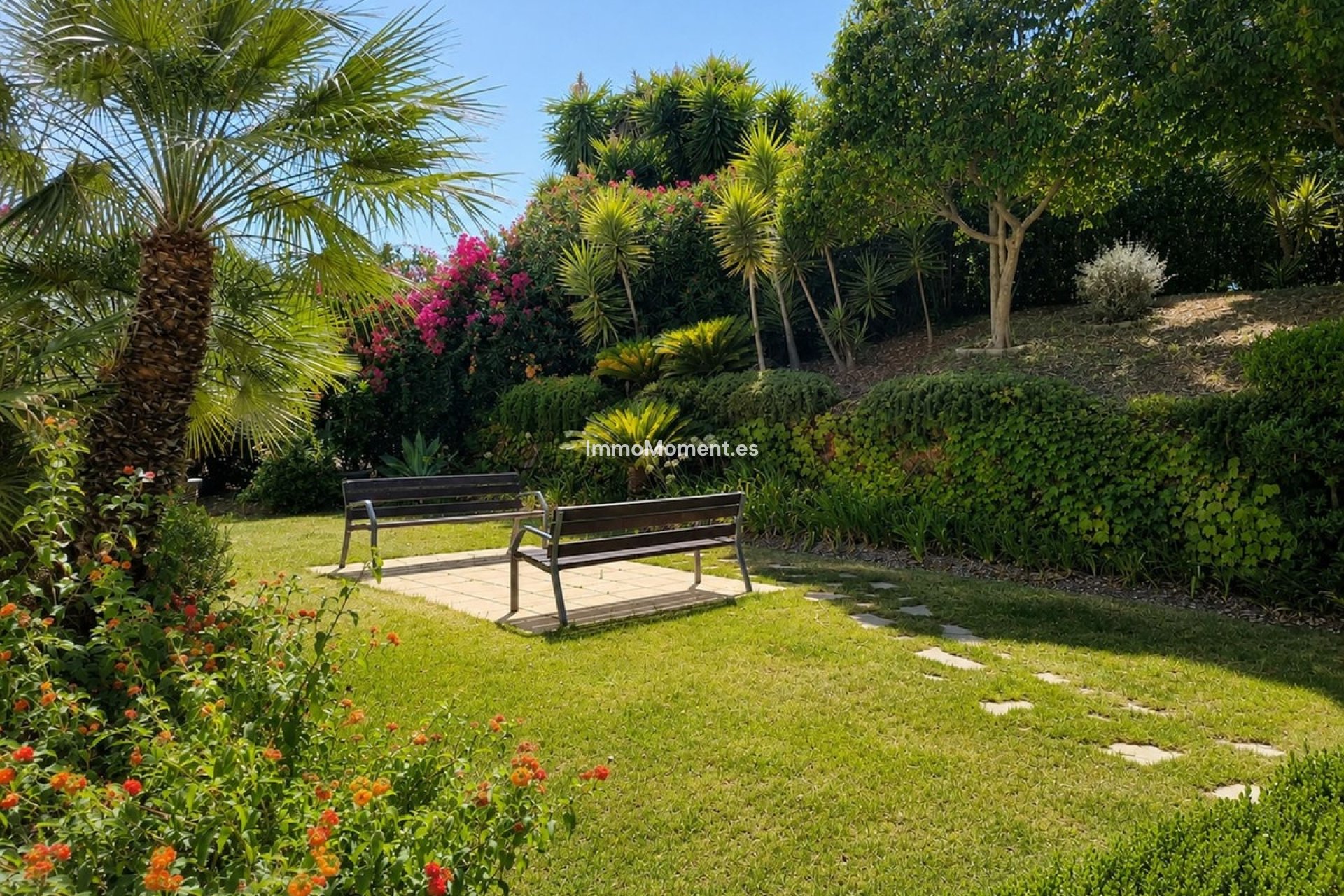 Resale - Apartment - Estepona - Selwo