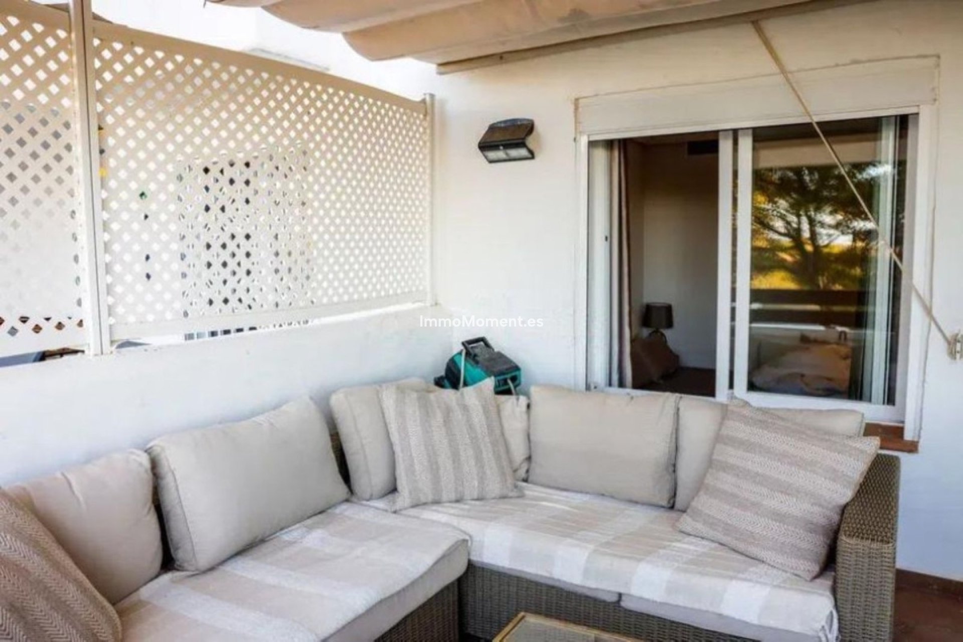 Resale - Apartment - Estepona - Selwo