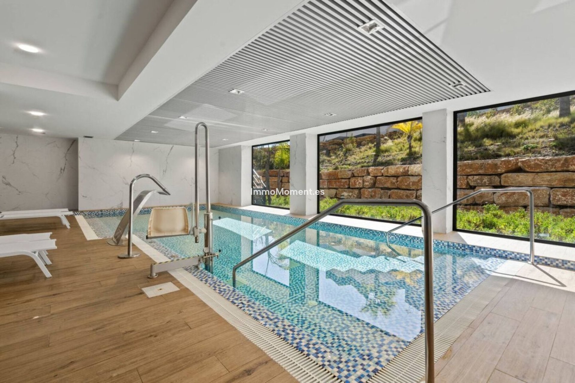 Resale - Apartment - Estepona - Selwo