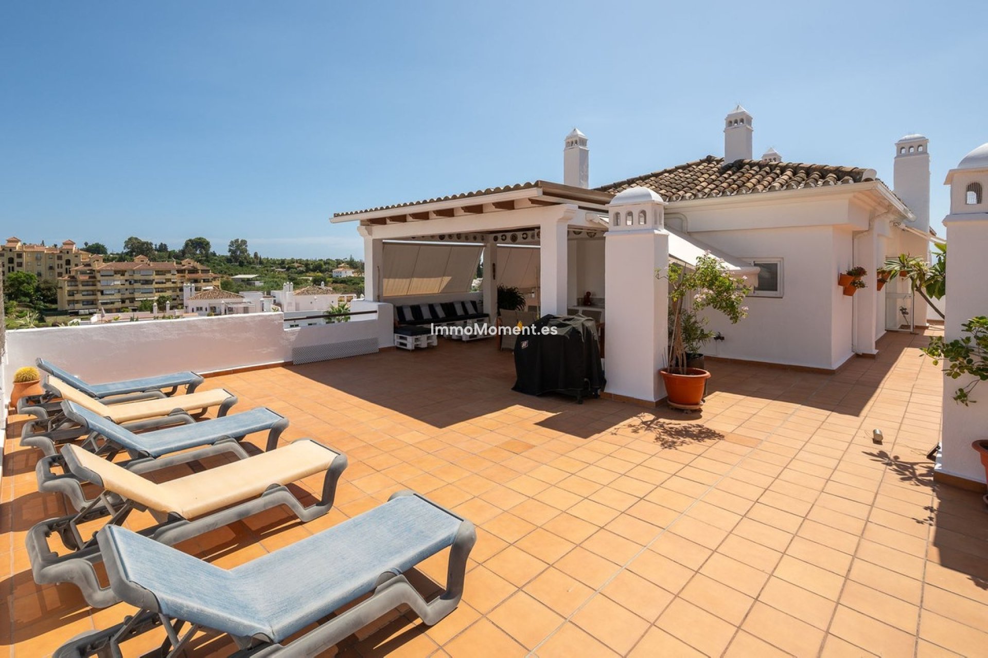 Resale - Apartment - Estepona - Selwo