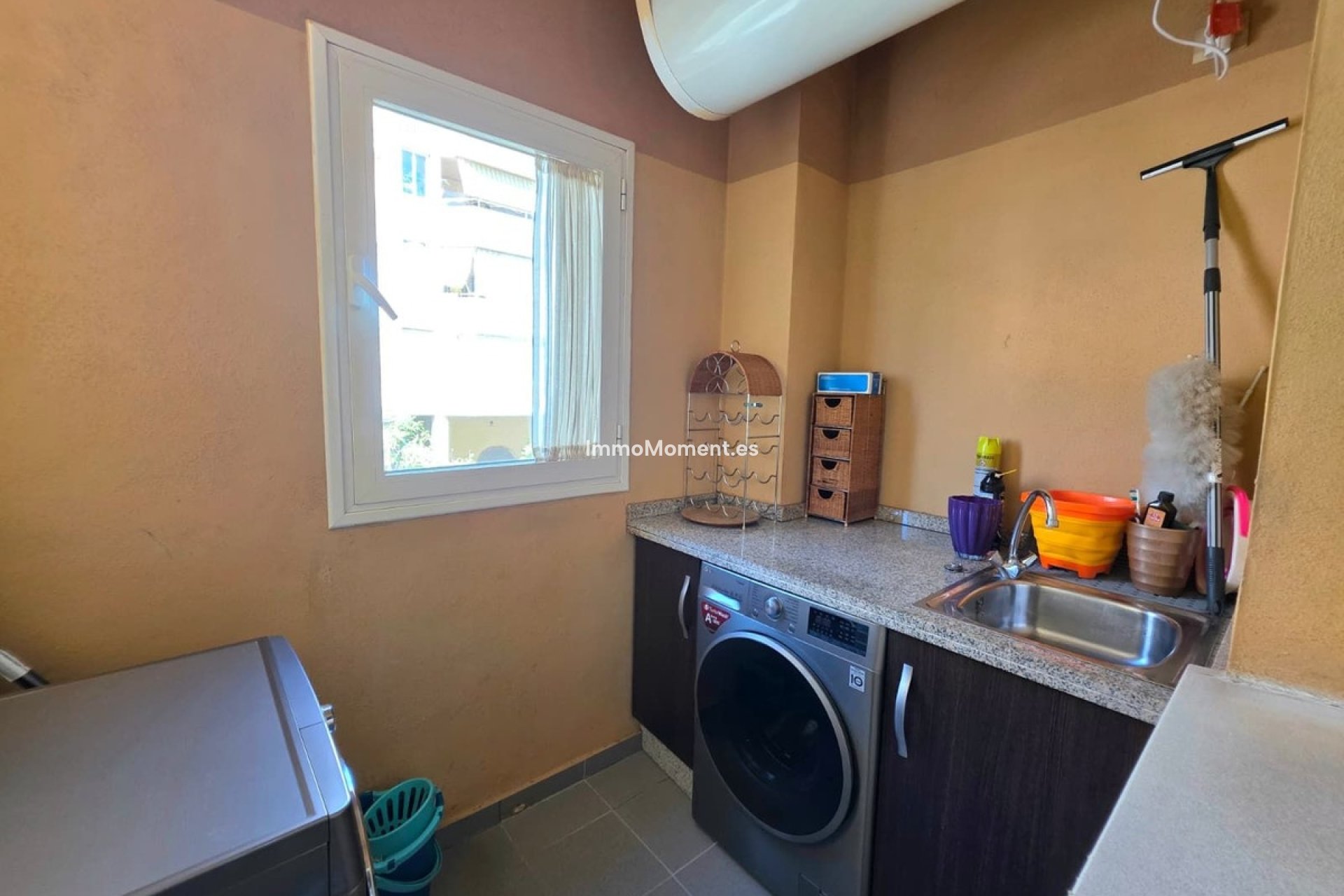 Resale - Apartment - Estepona - Selwo