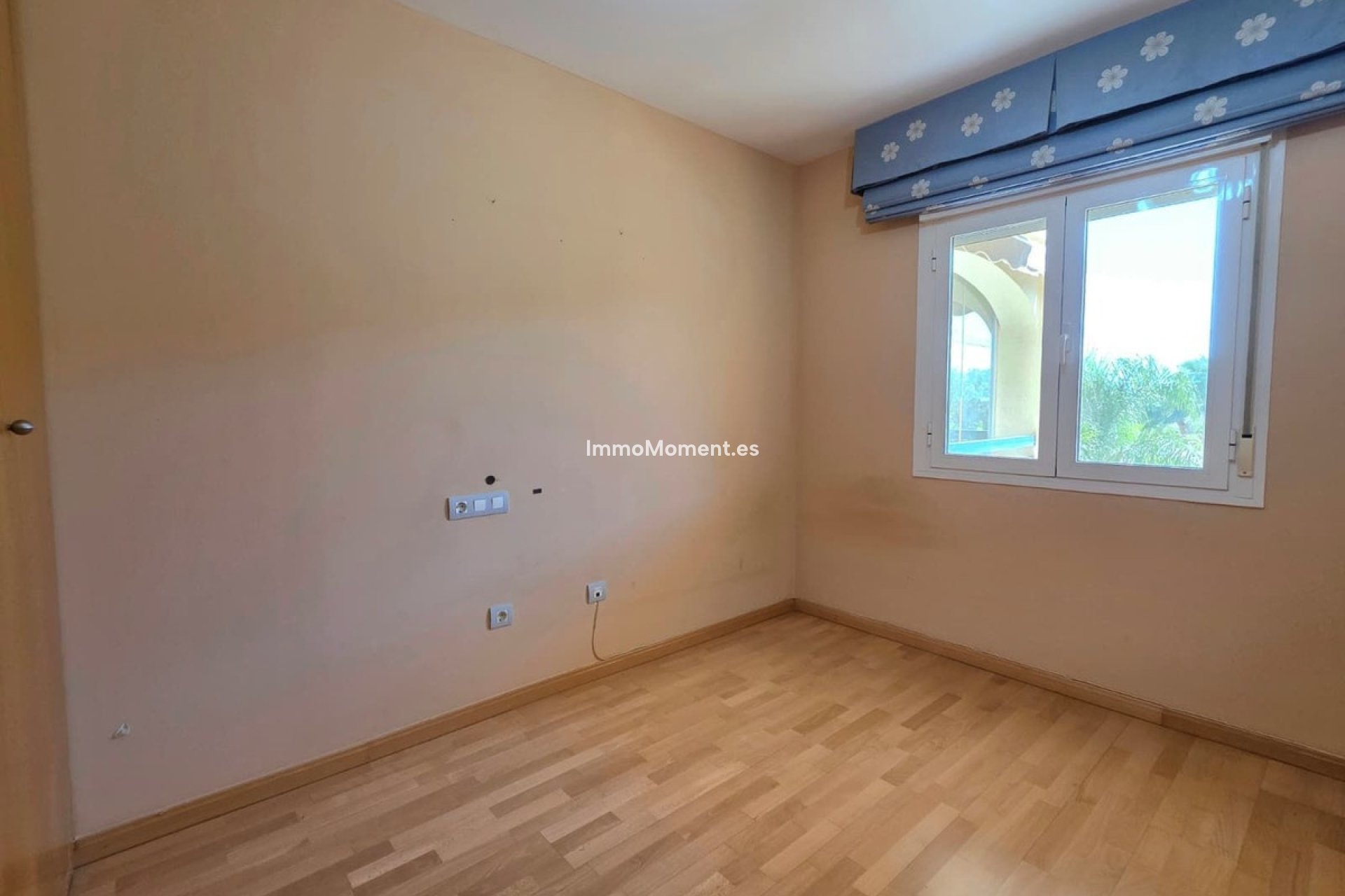 Resale - Apartment - Estepona - Selwo